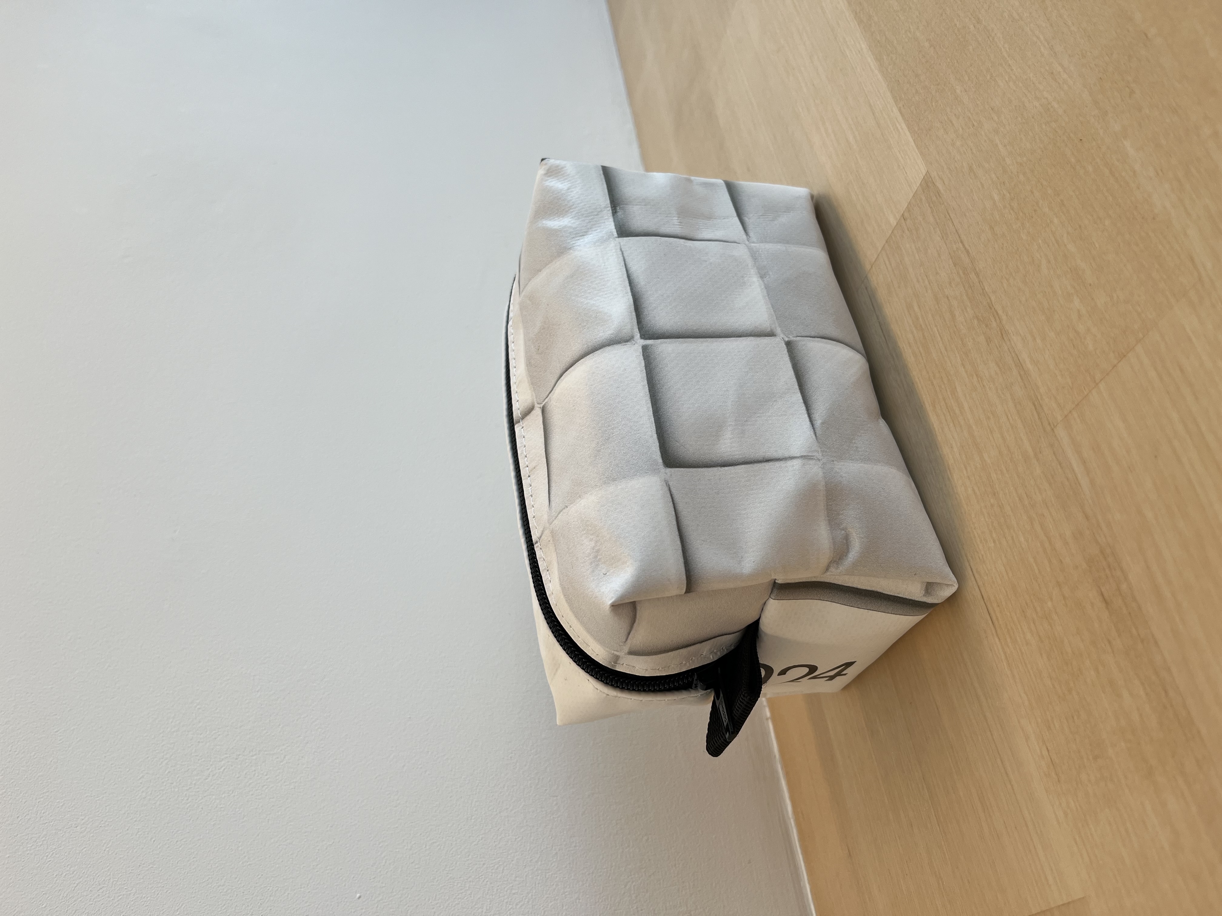 Toilettas | Jan Schoonhoven