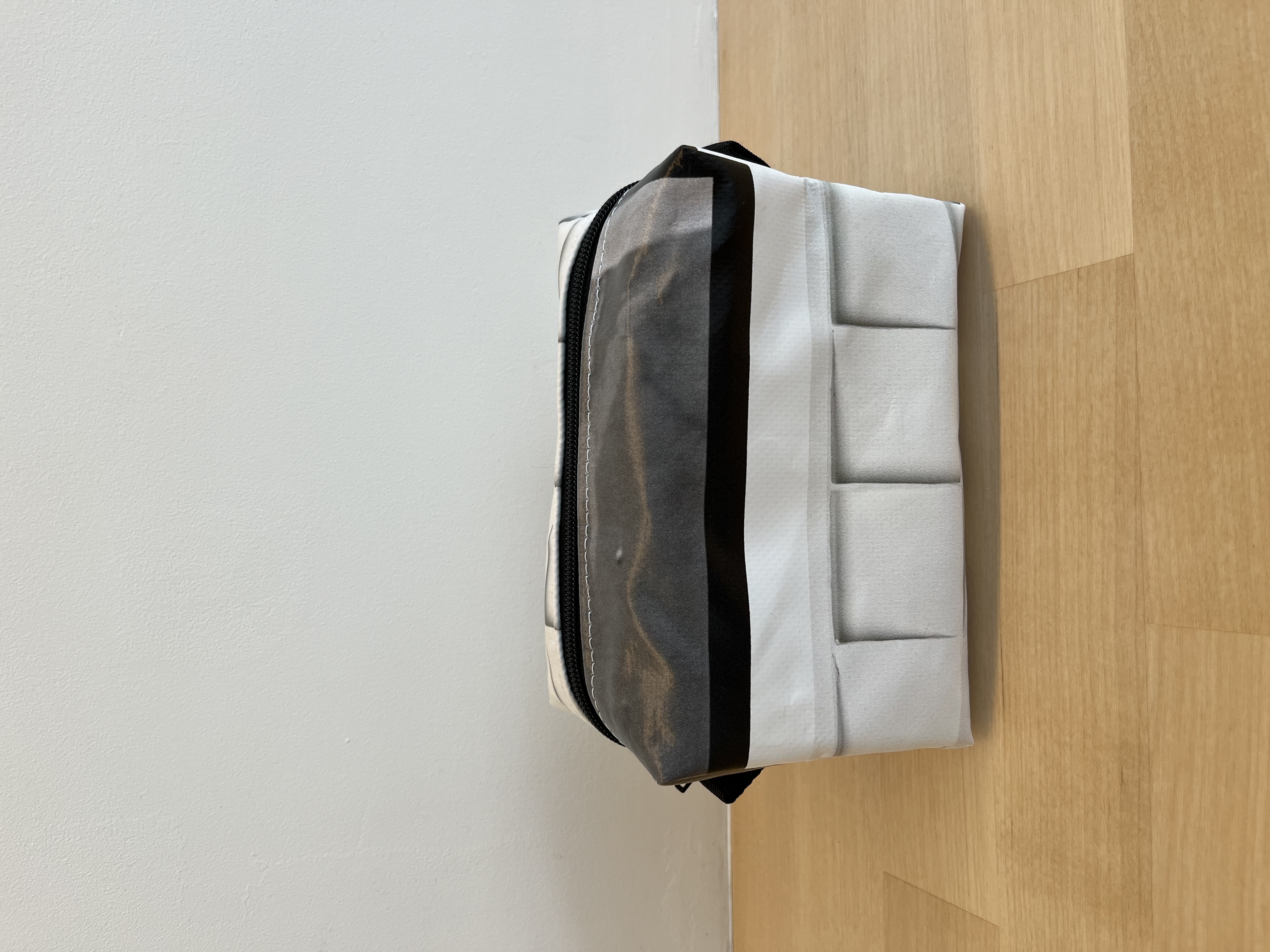 Toilettas | Jan Schoonhoven
