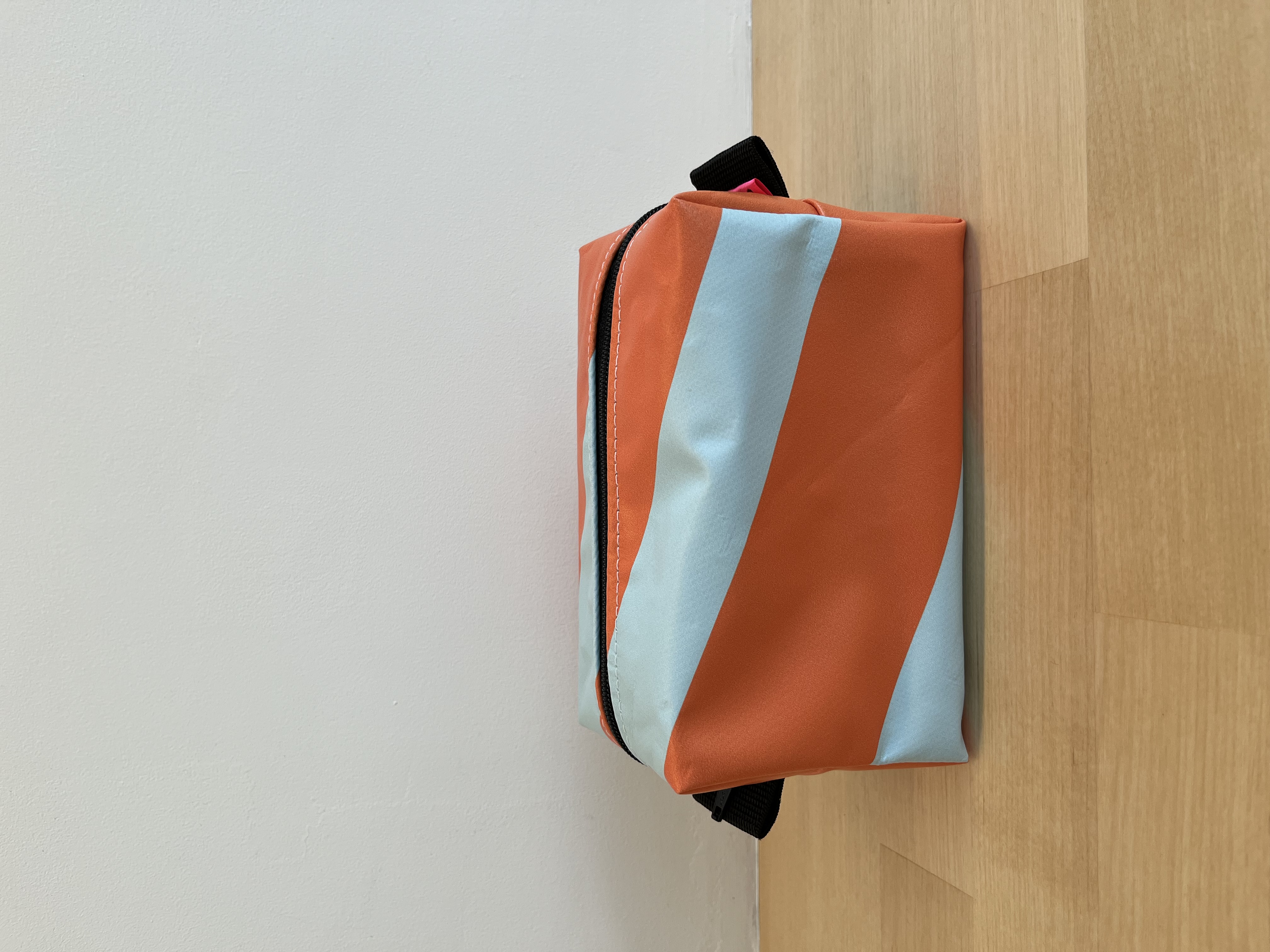 Toilettas | Benefietconcert Student Doet