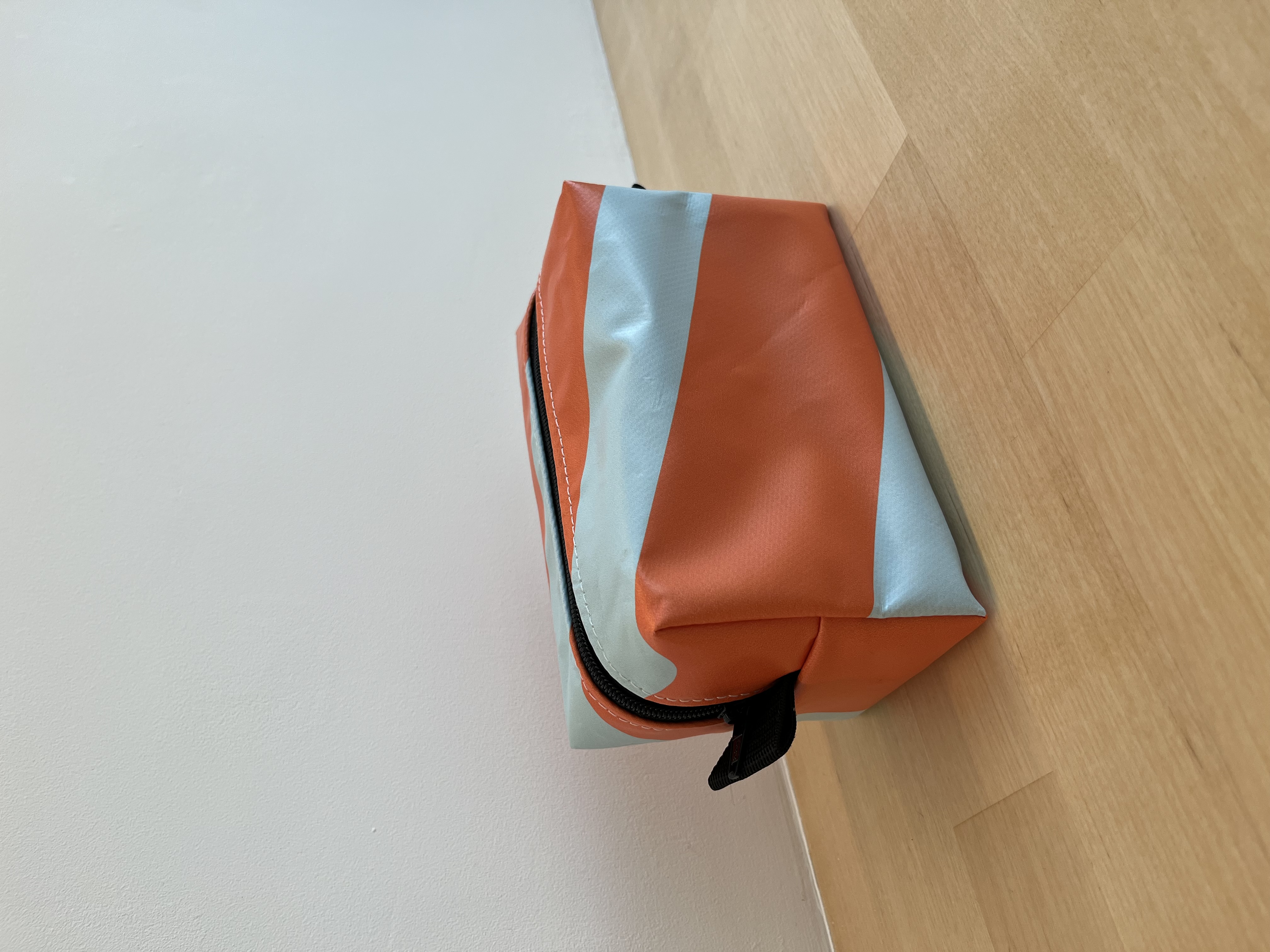 Toilettas | Benefietconcert Student Doet