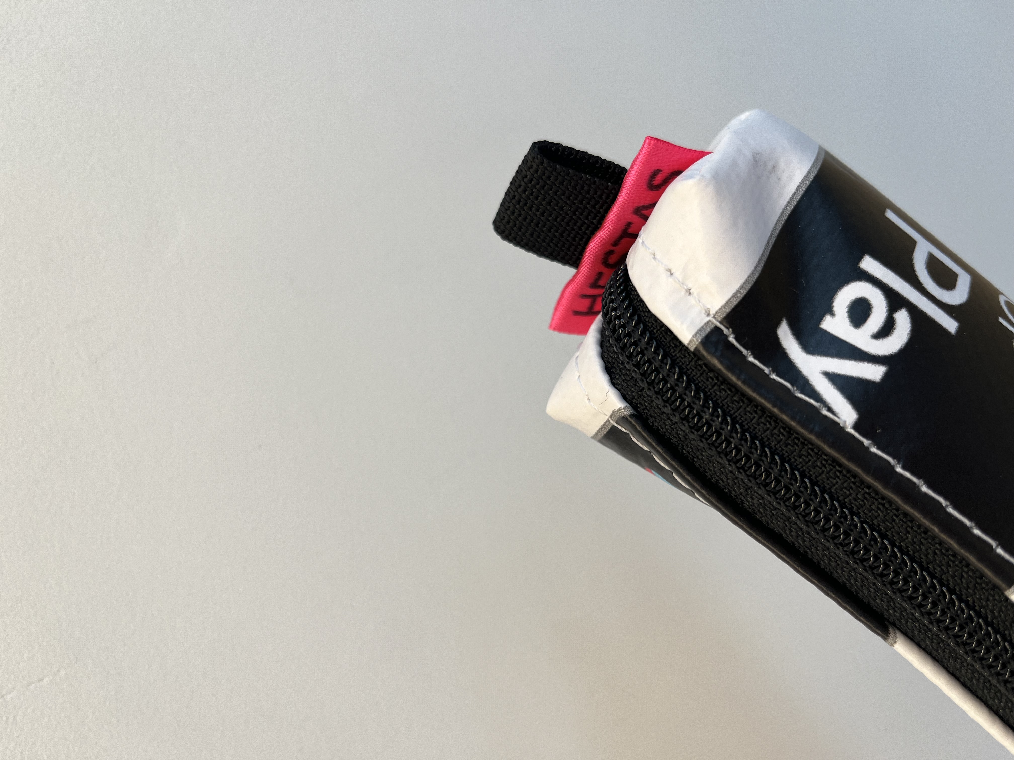 Etui | Google Play