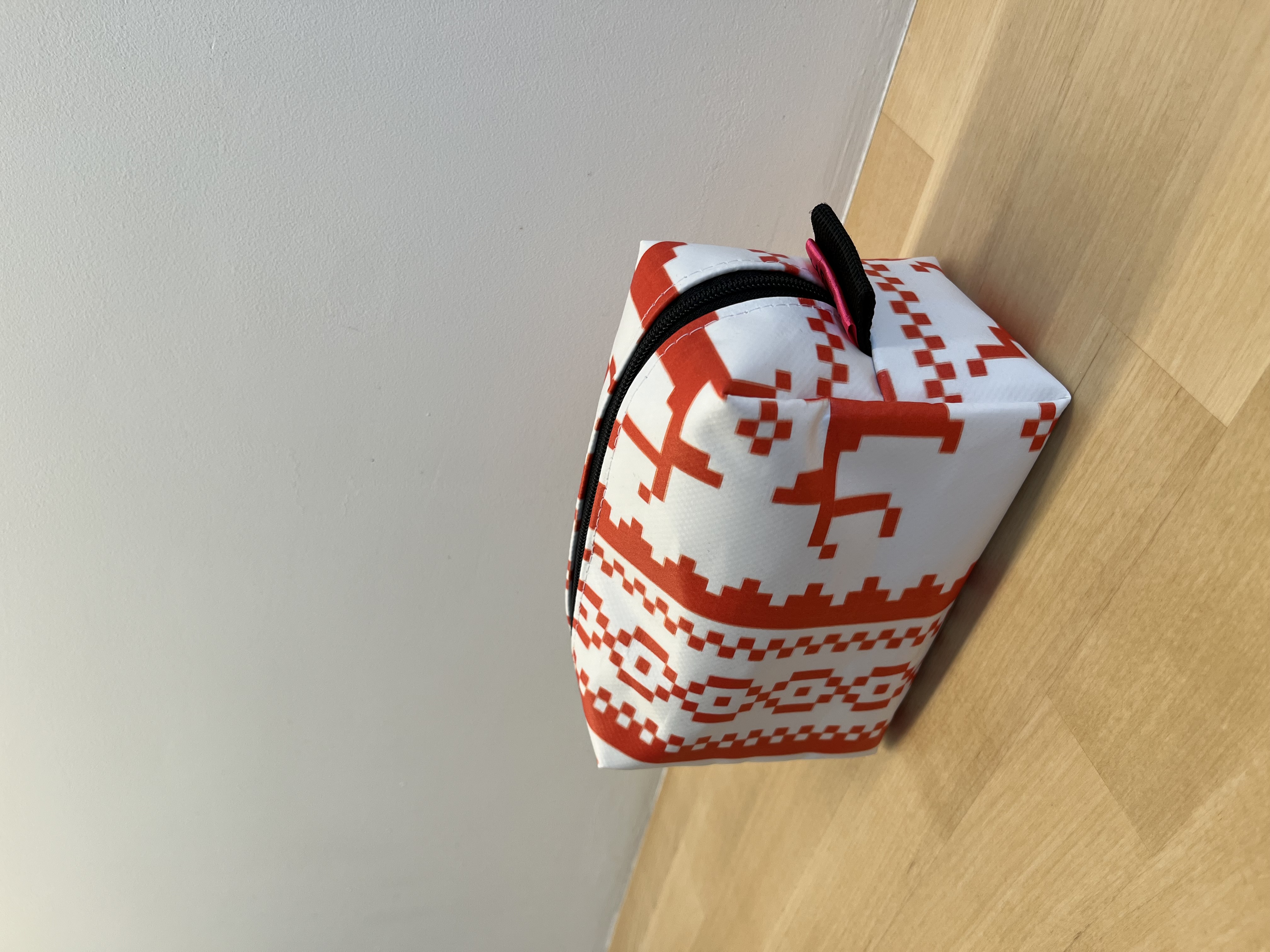 Toilettas | Noorse trui