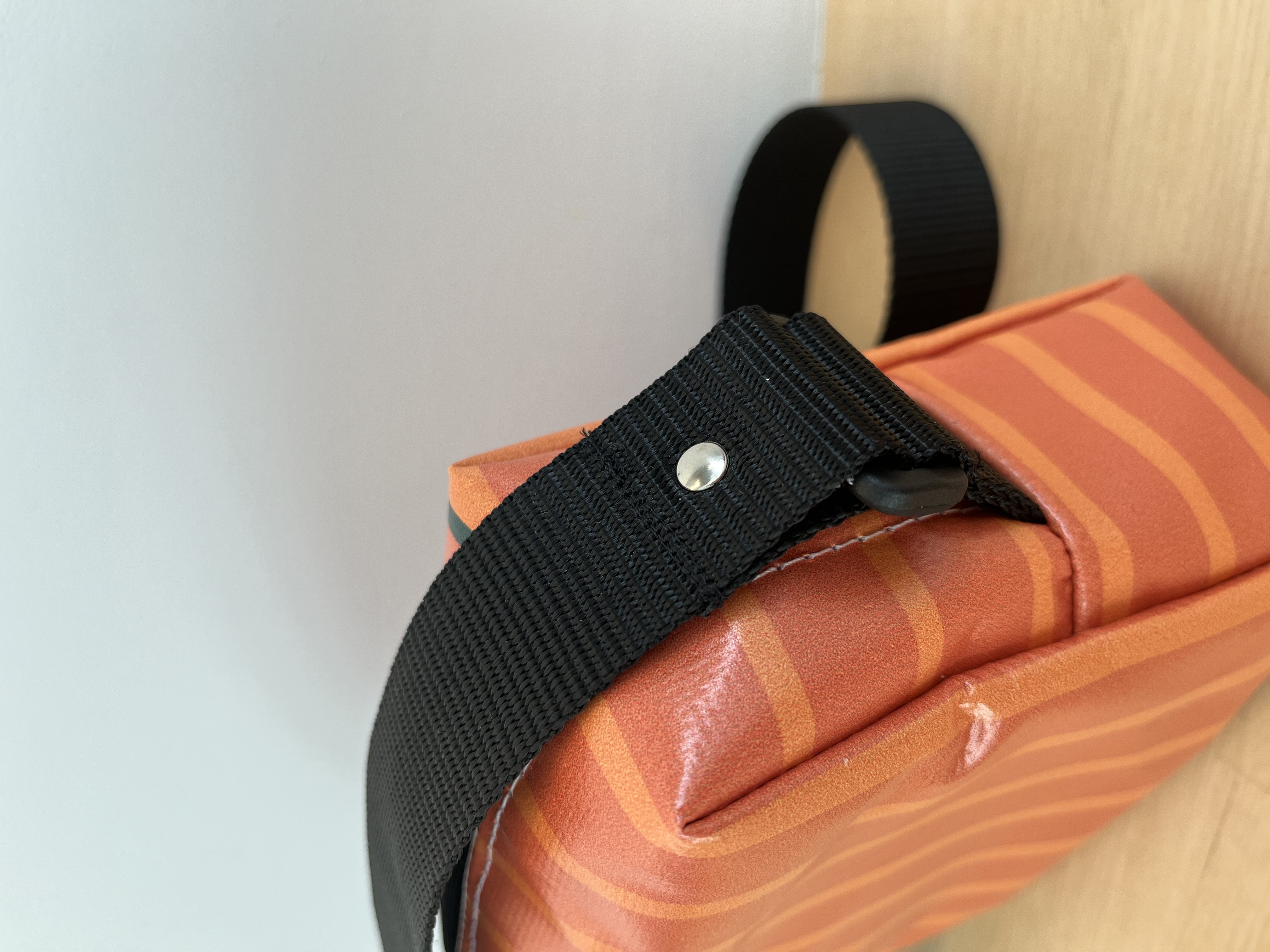 Schoudertas | Jägermeister stripes I