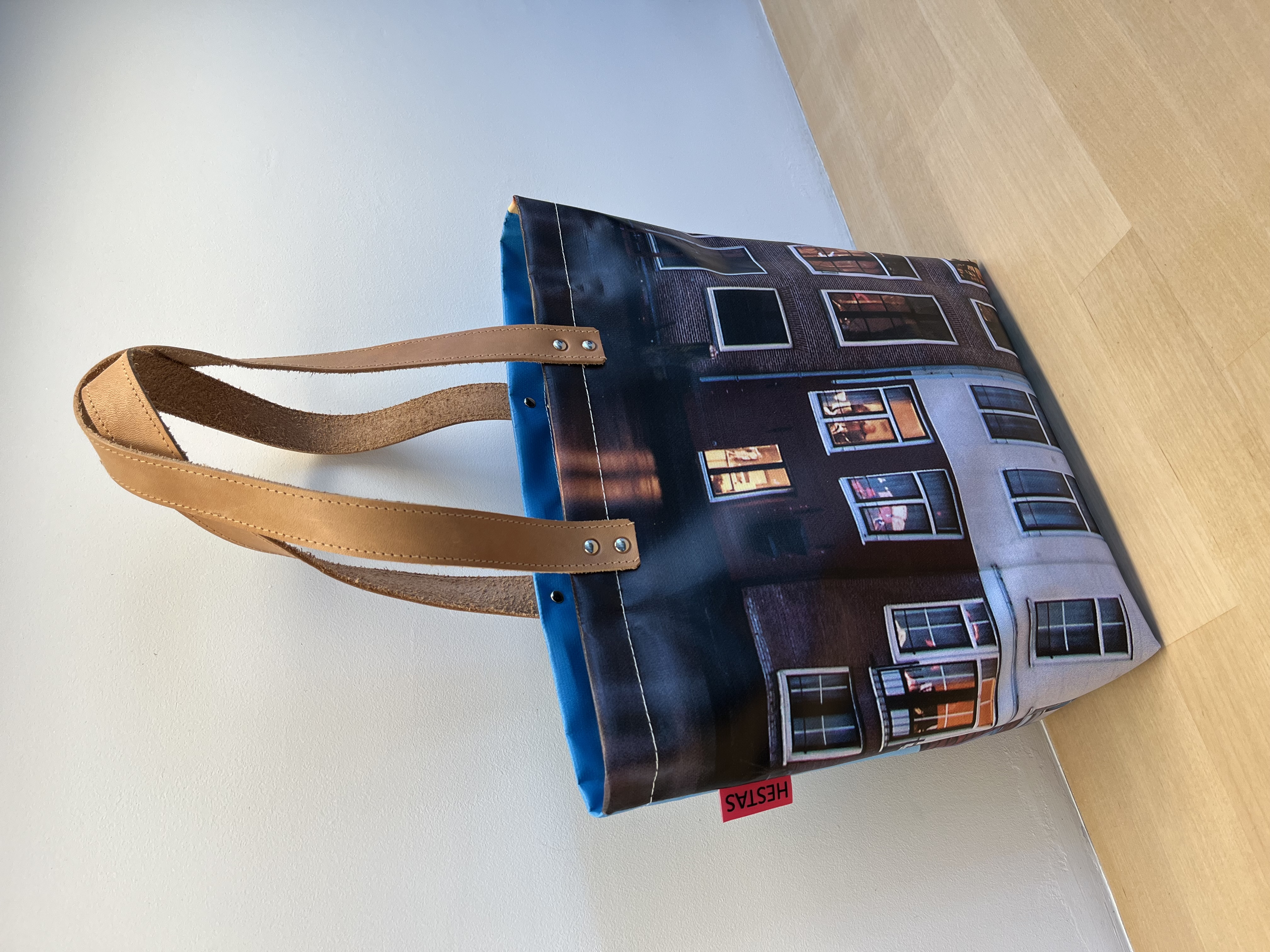 Shopper medium met binnenvak | Amsterdam vlakbij Warmoesstraat 16