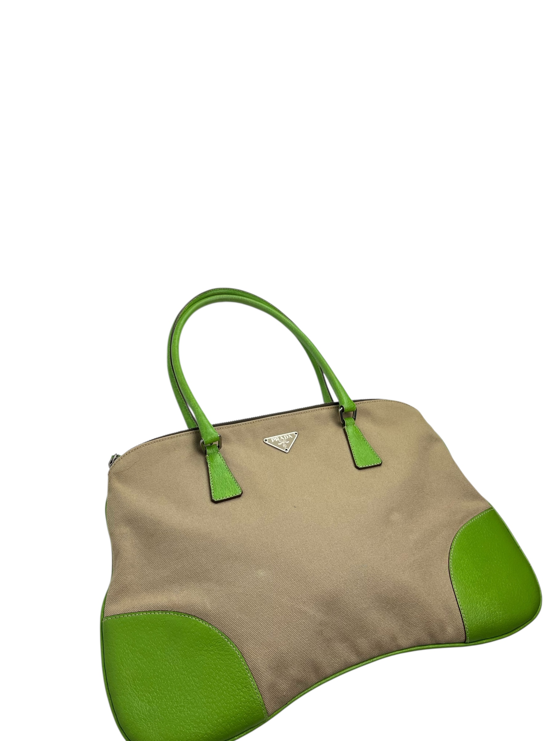 Prada nylon vintage vert