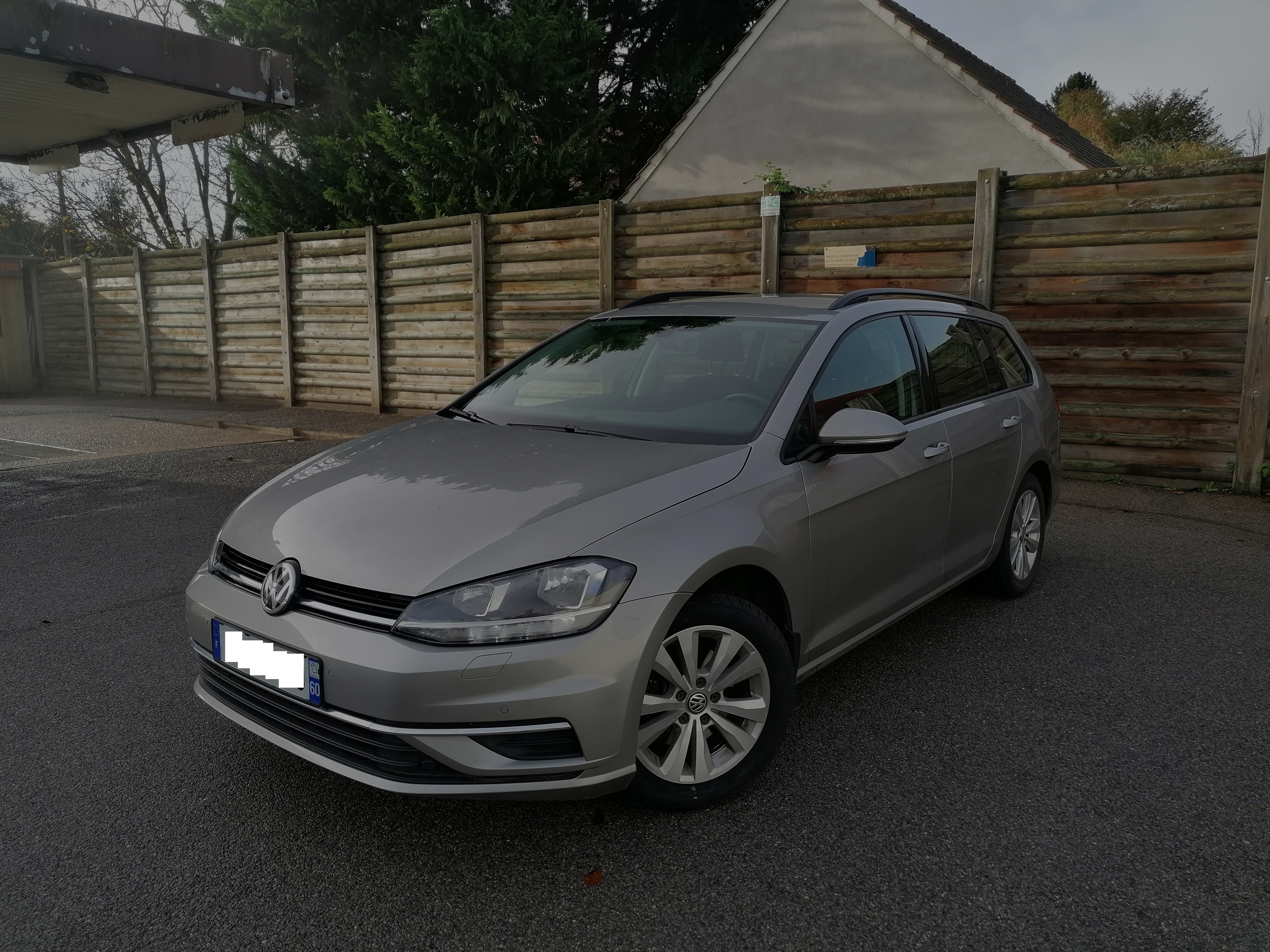VOLKSWAGEN GOLF 7 e85