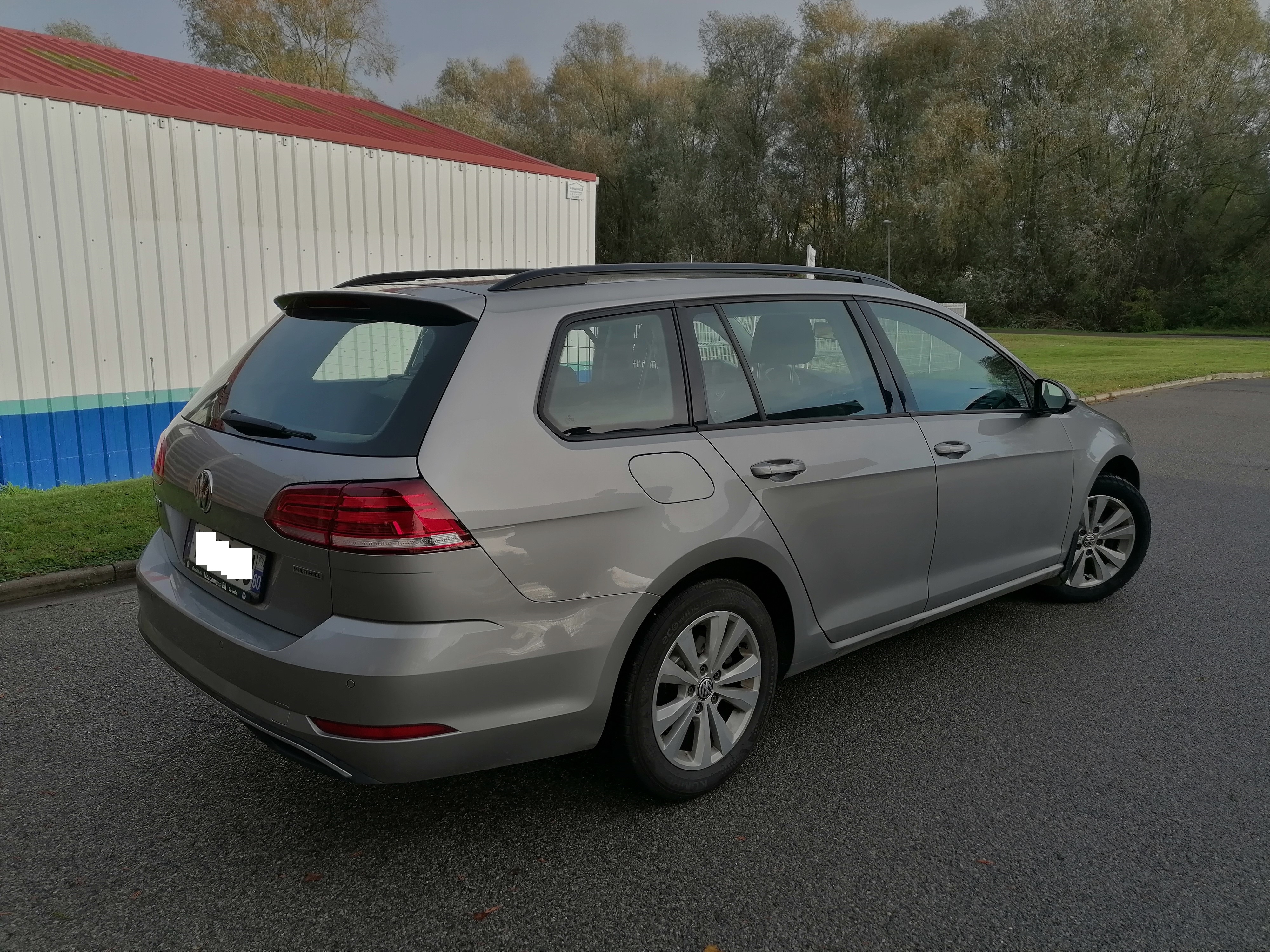 VOLKSWAGEN GOLF 7 e85