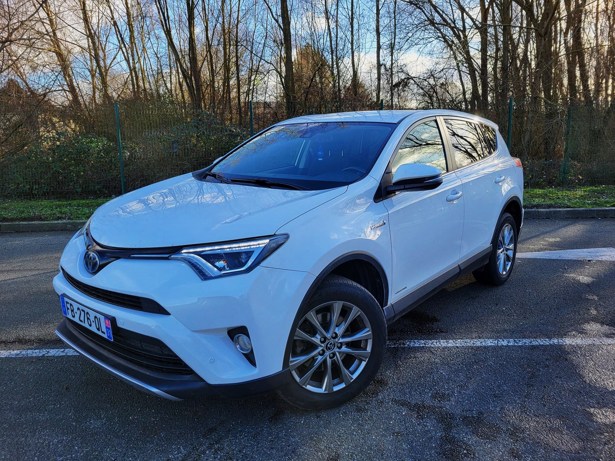 TOYOTA RAV4 2.5 hybride 197CH 2WD