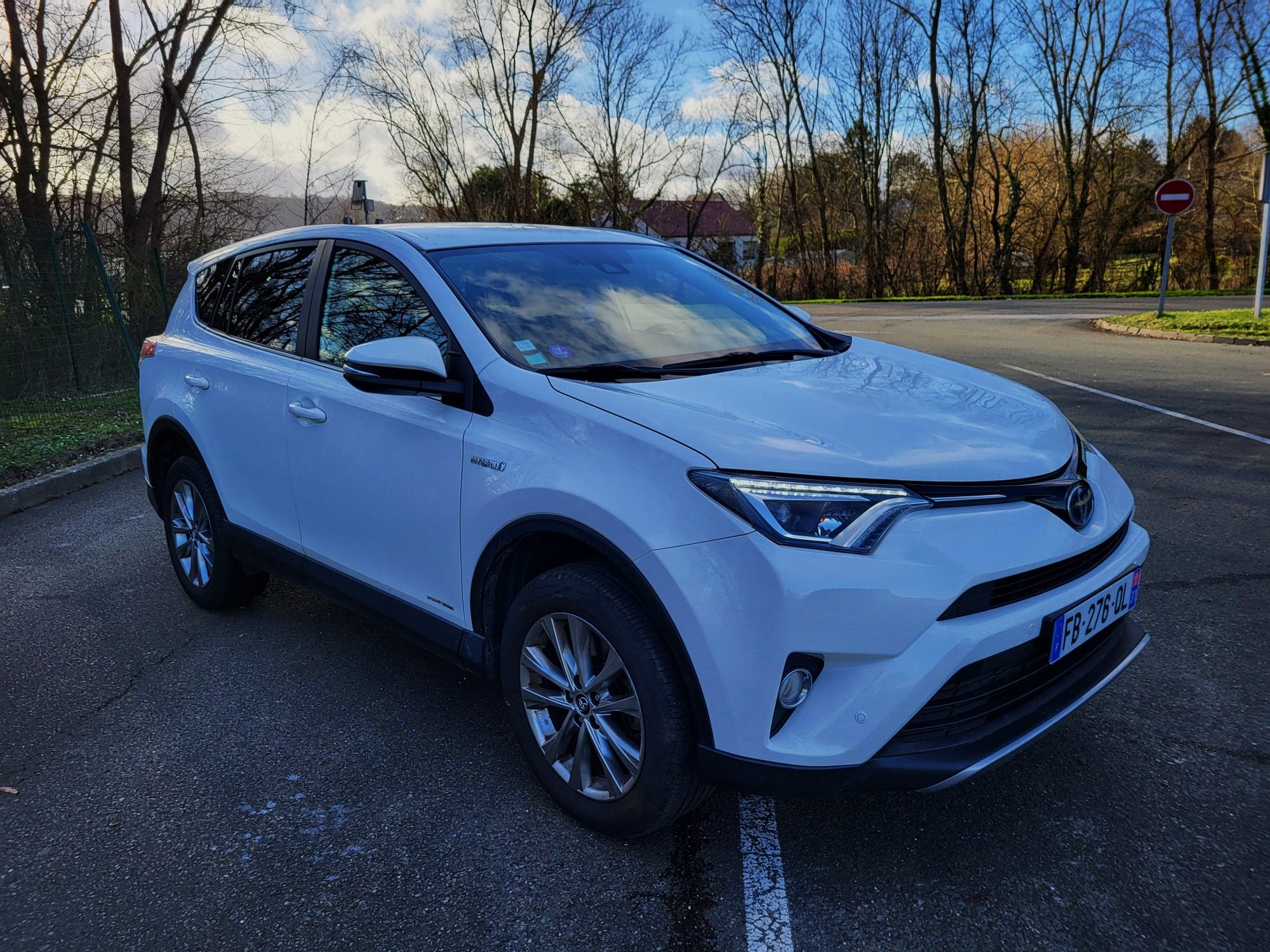TOYOTA RAV4 2.5 hybride 197CH 2WD