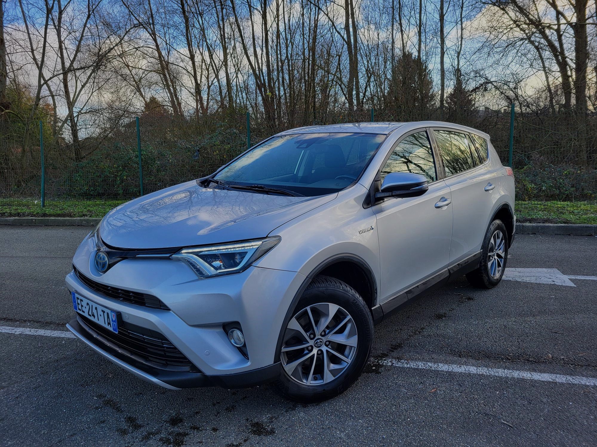 TOYOTA RAV4 2.5 hybride 197CH AWD DYNAMIC