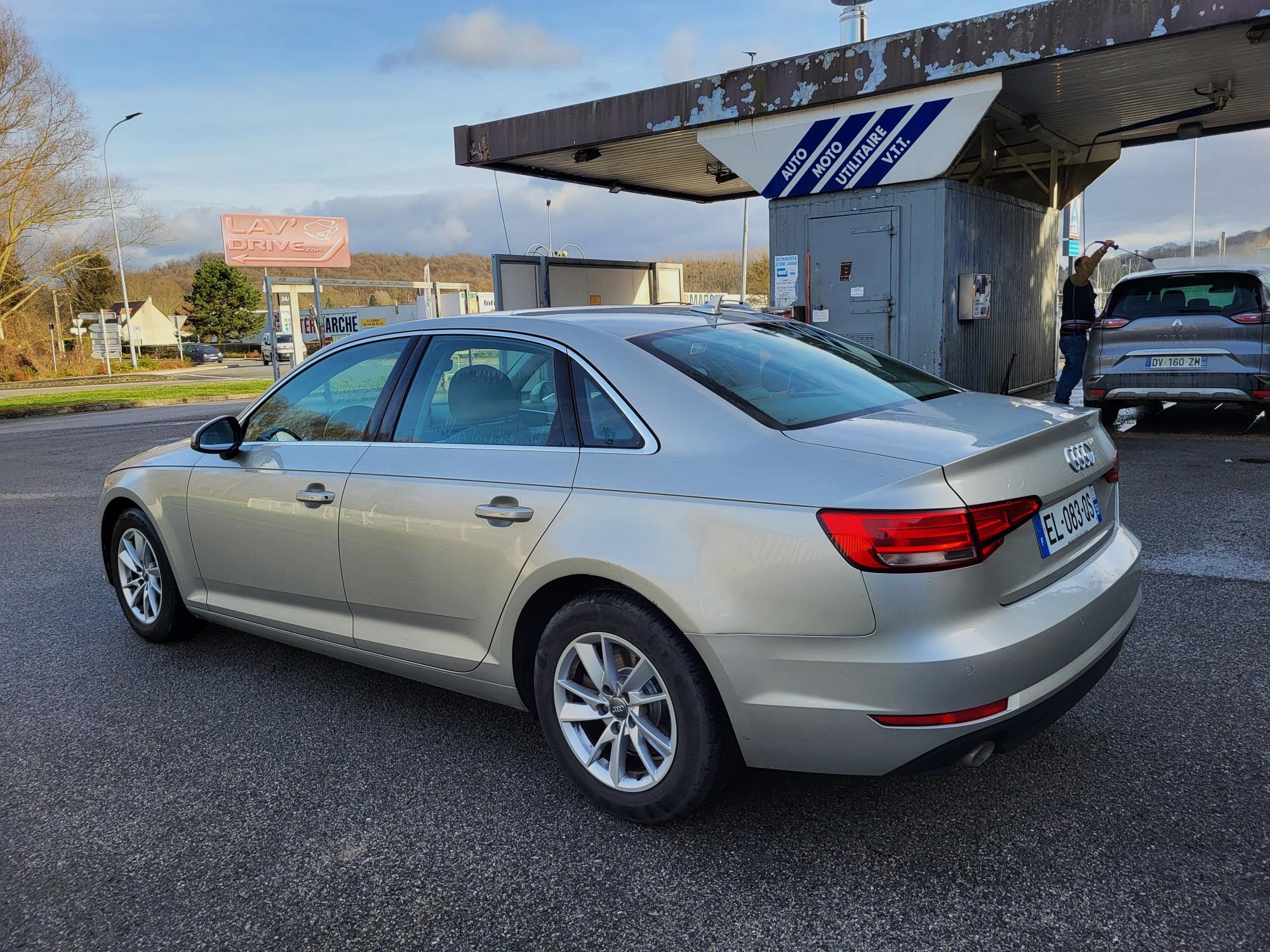 AUDI A4 2.0 TDI 150