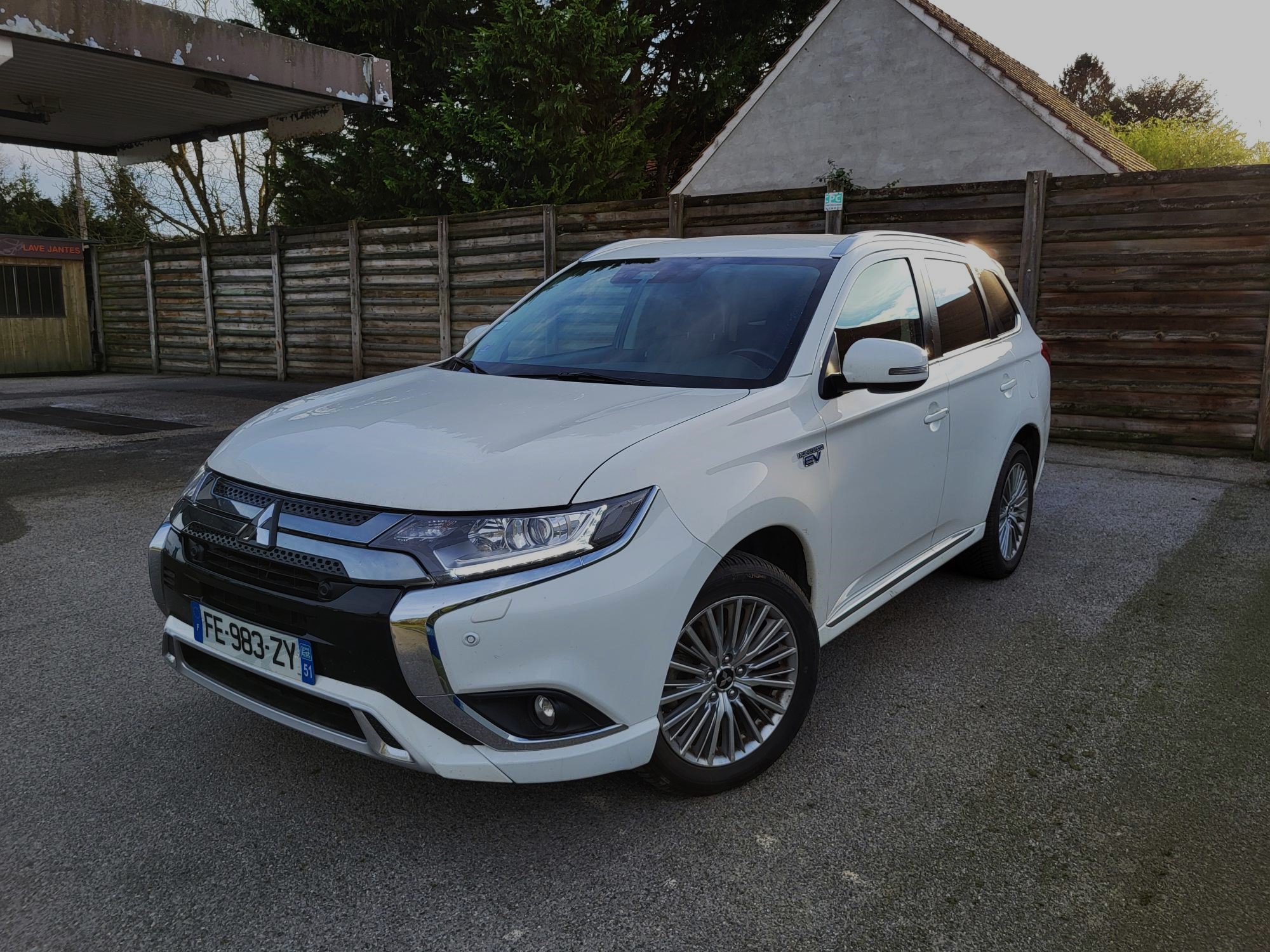 Mitsubishi Outlander III phase 2,  2.4 PHEV