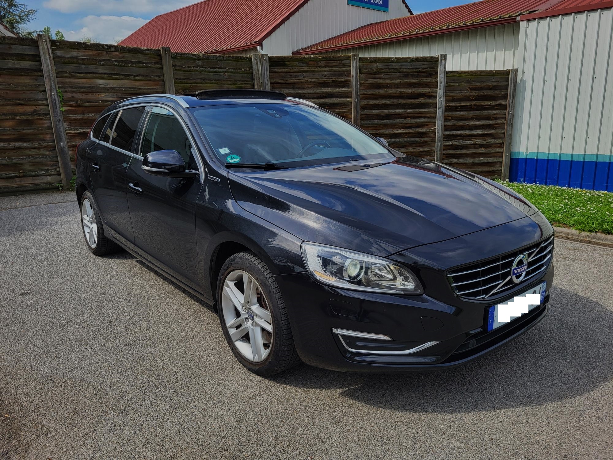 VOLVO V60 Hybride rechargeable  D6