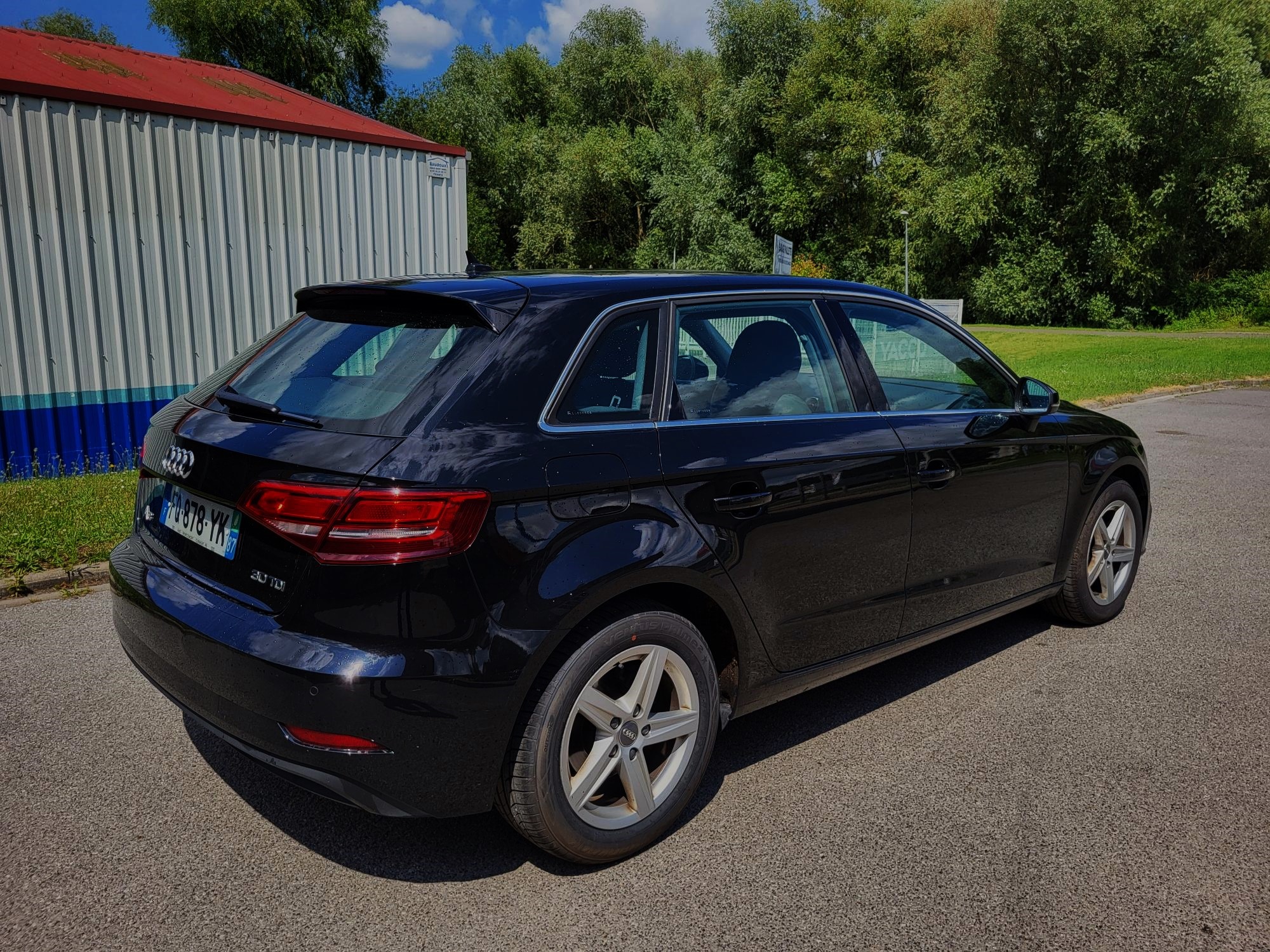 Audi A3 30 TDI  Business Line