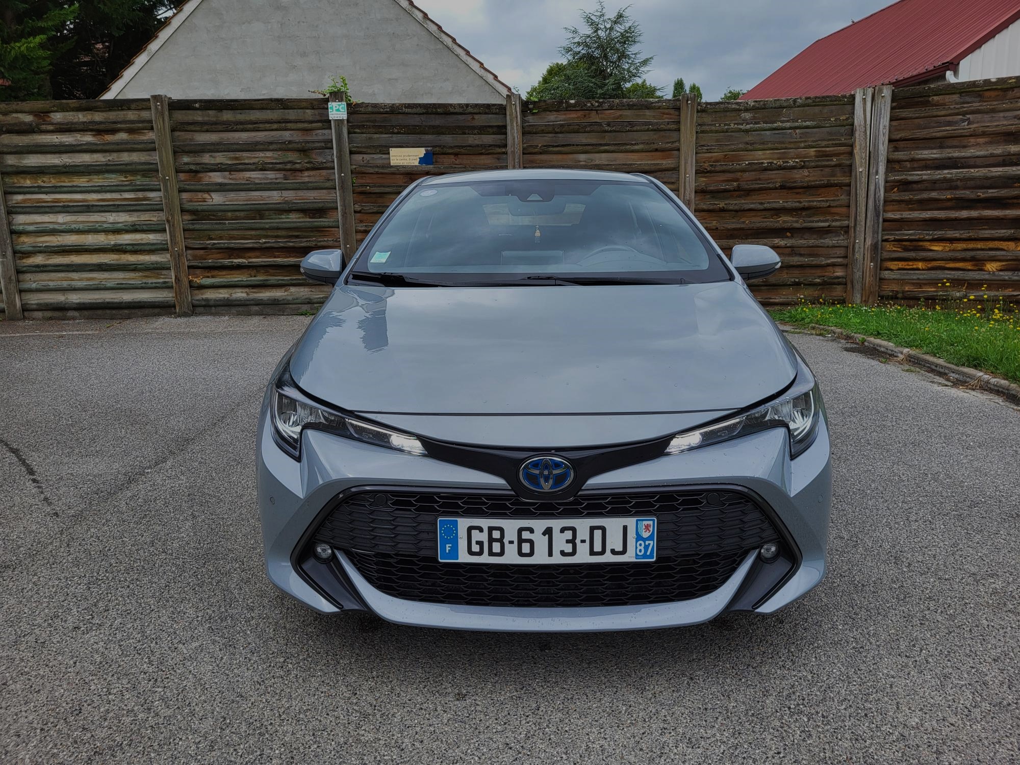 Toyota COROLLA 122H MY21 HYBRIDE