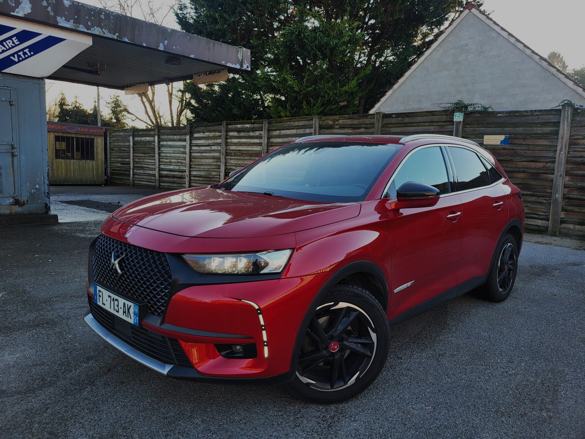 DS7 Crossback 2.0 BLUEHDI 180 EAT8 PERFORMANCE LINE+,