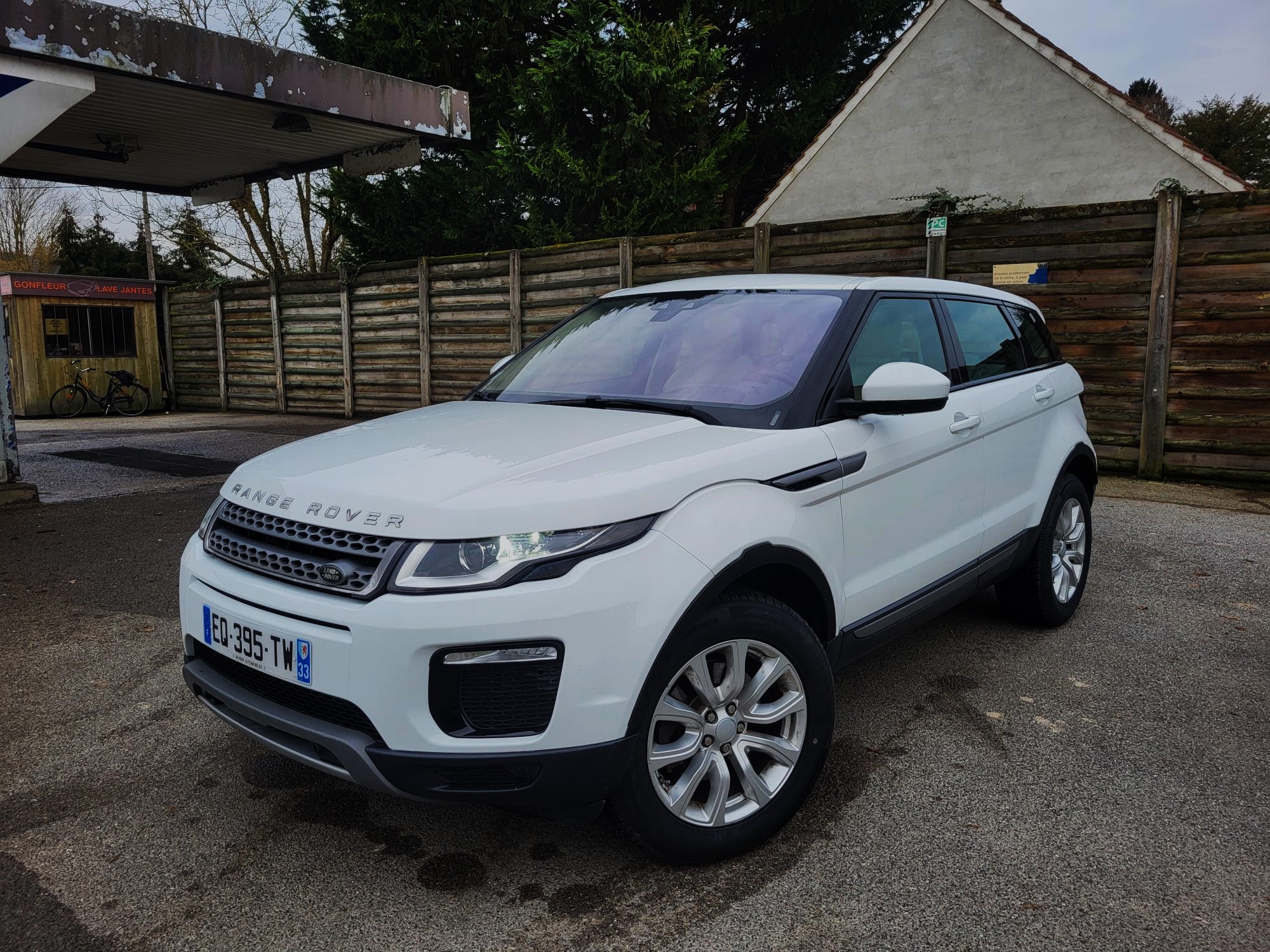 Range Rover EVOQUE MARK IV TD4 180 HSE 