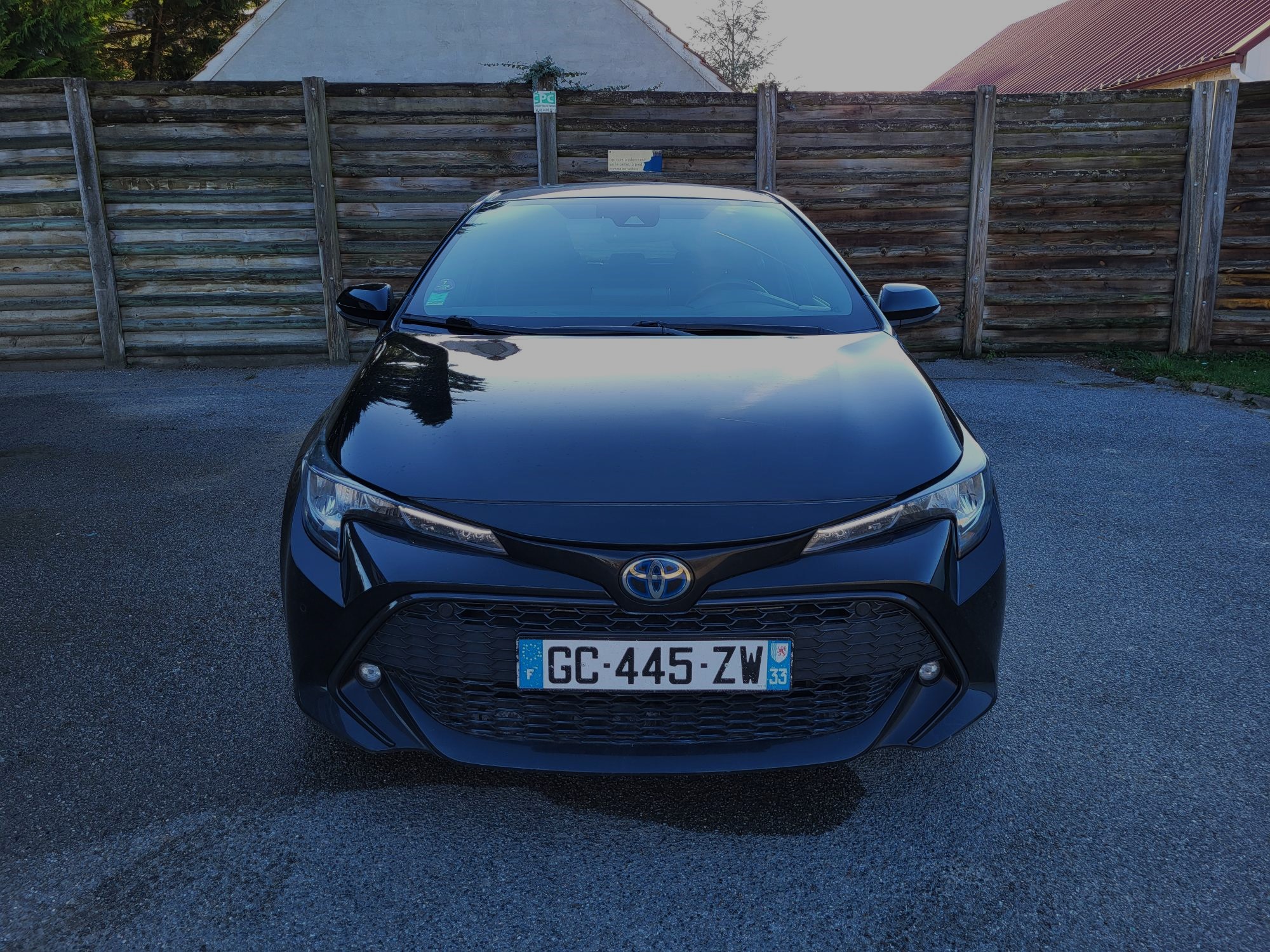 Toyota COROLLA 122H HYBRID Dynamic BUSINESS + Stage Hybrid Academy MY21