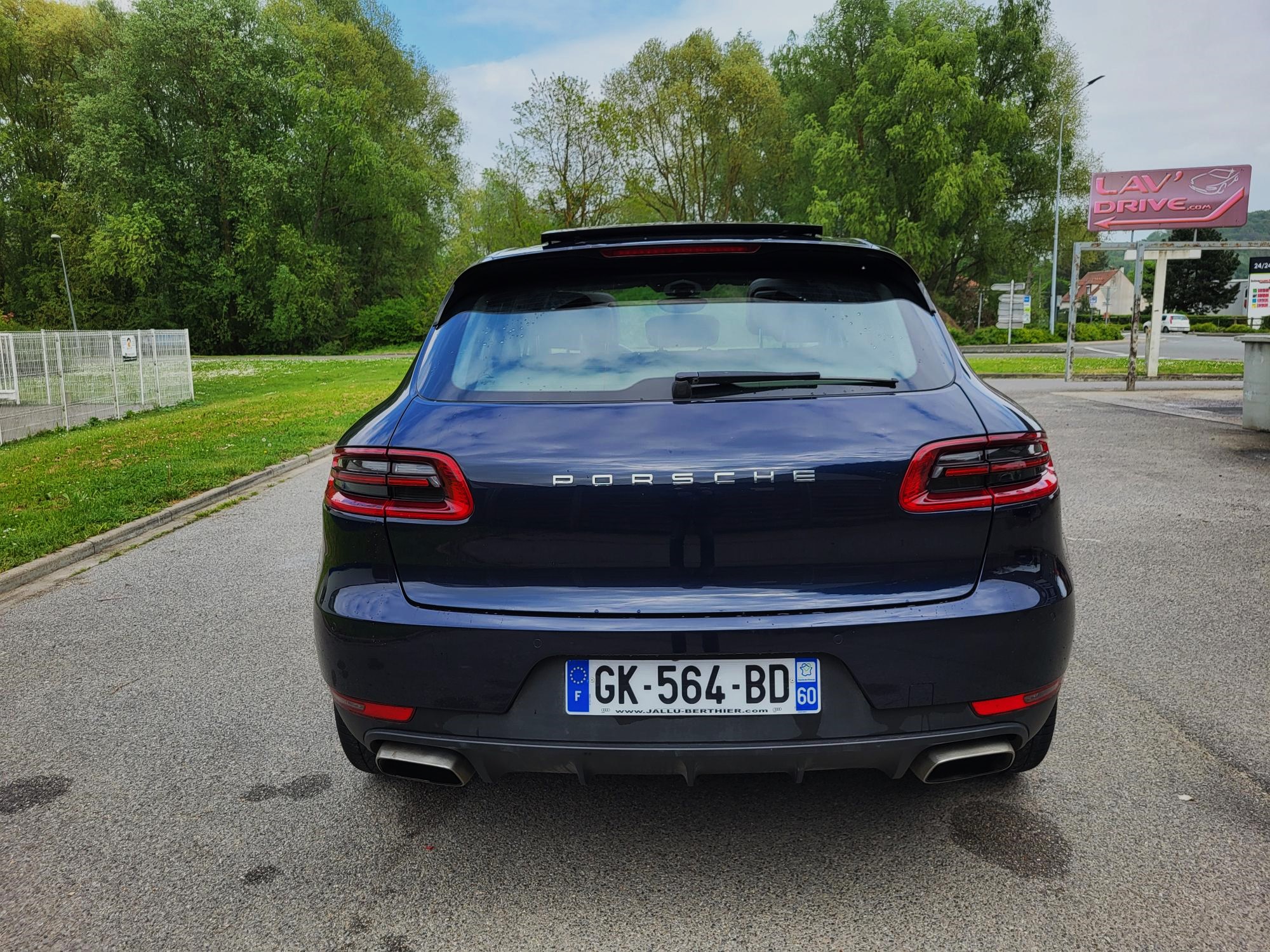 Porsche Macan 