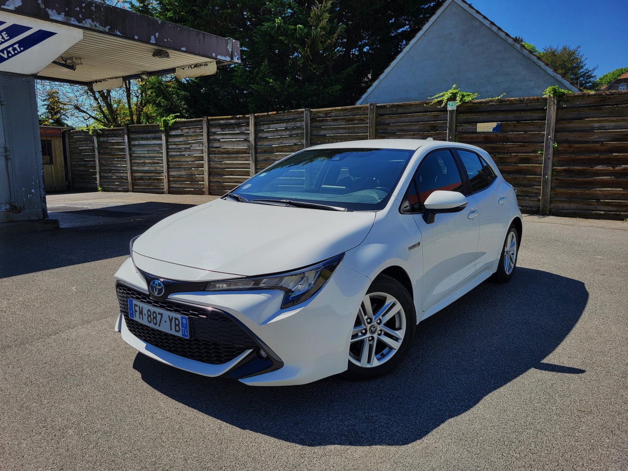 Toyota COROLLA 122H HYBRID