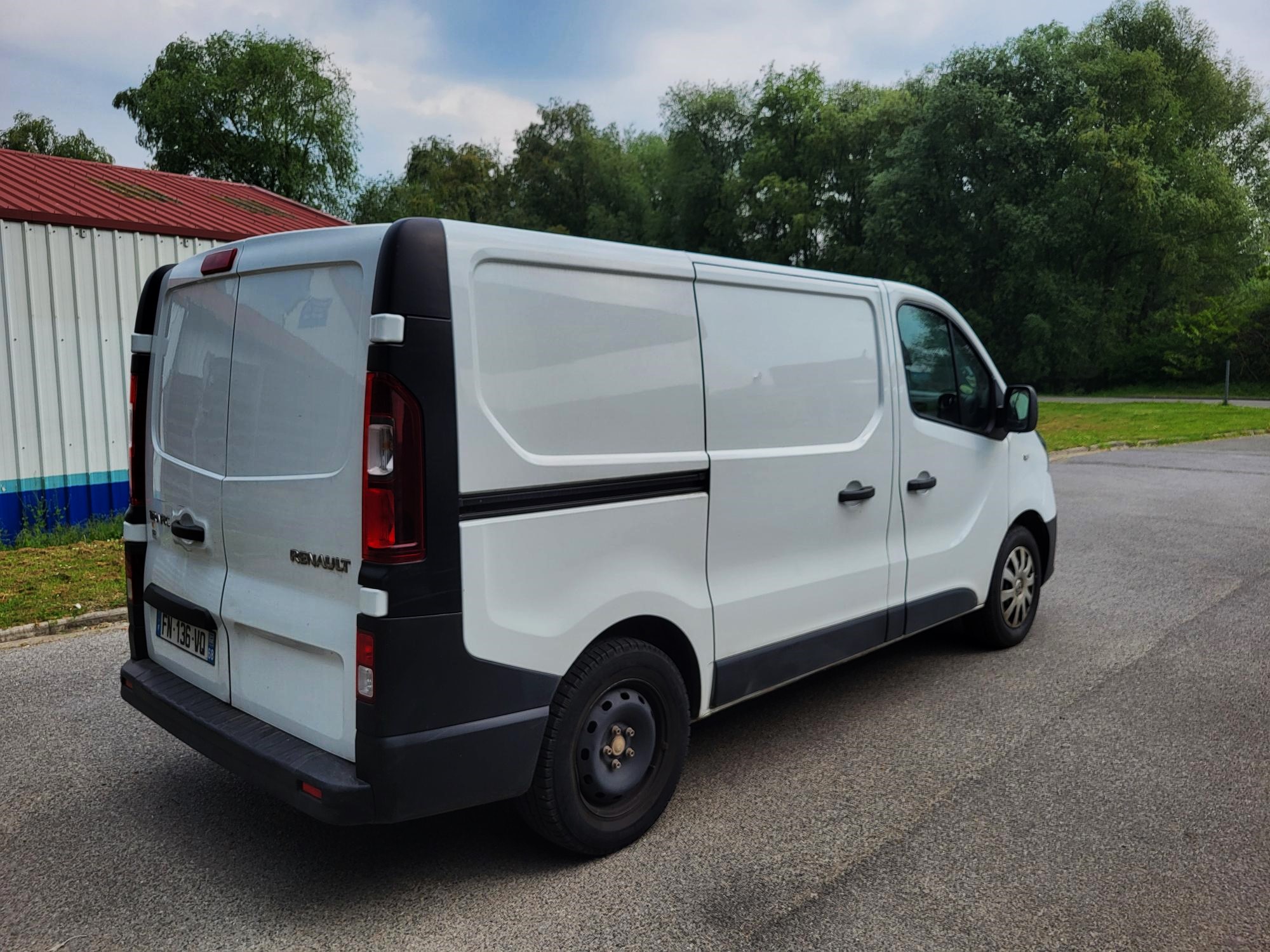 Renault Trafic DCI 95 L1H1 1000 E6 Grand Confort