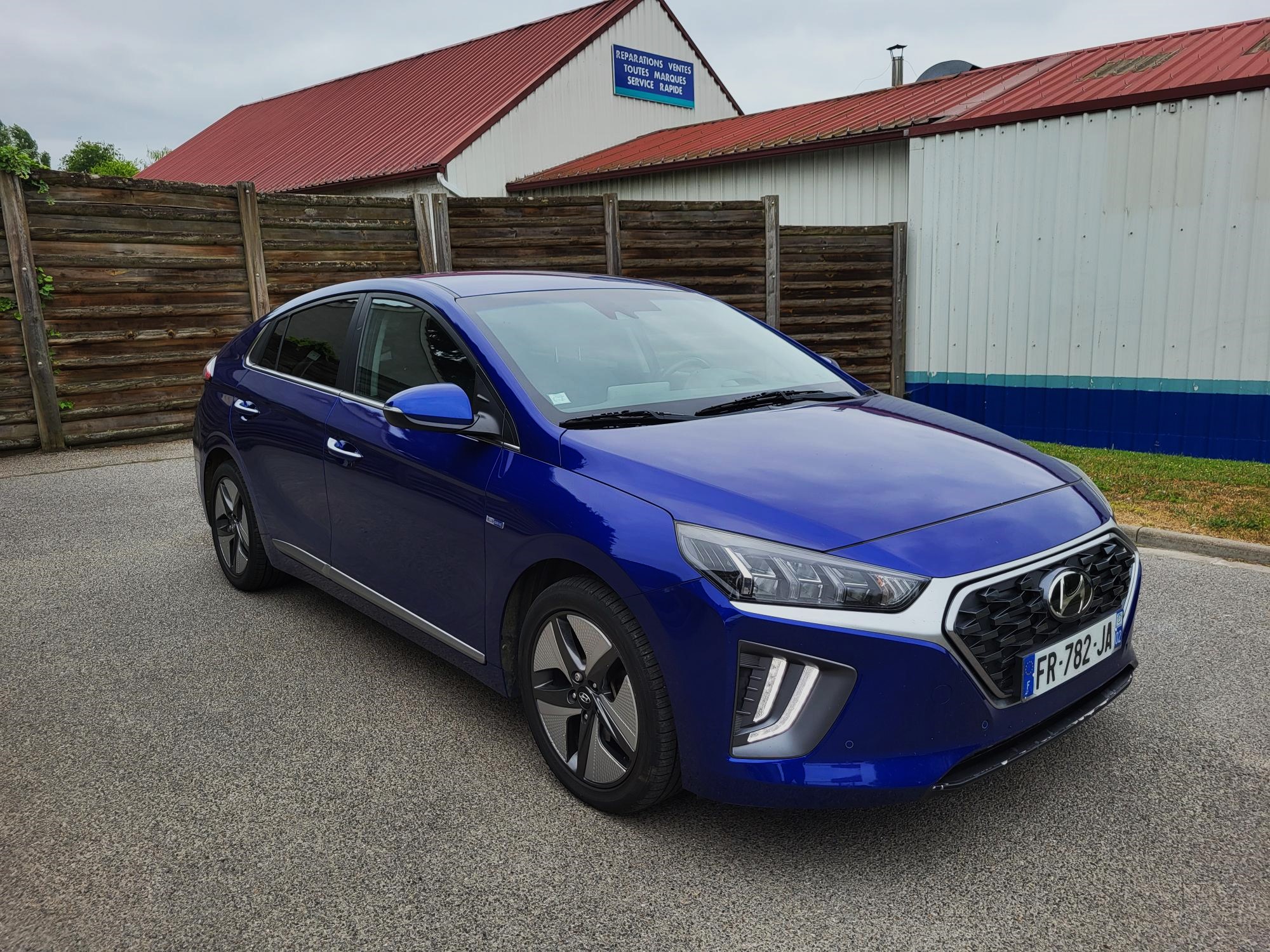 Hyundai IONIQ phase 2 1.6 HYBRID 141  CREATIVE