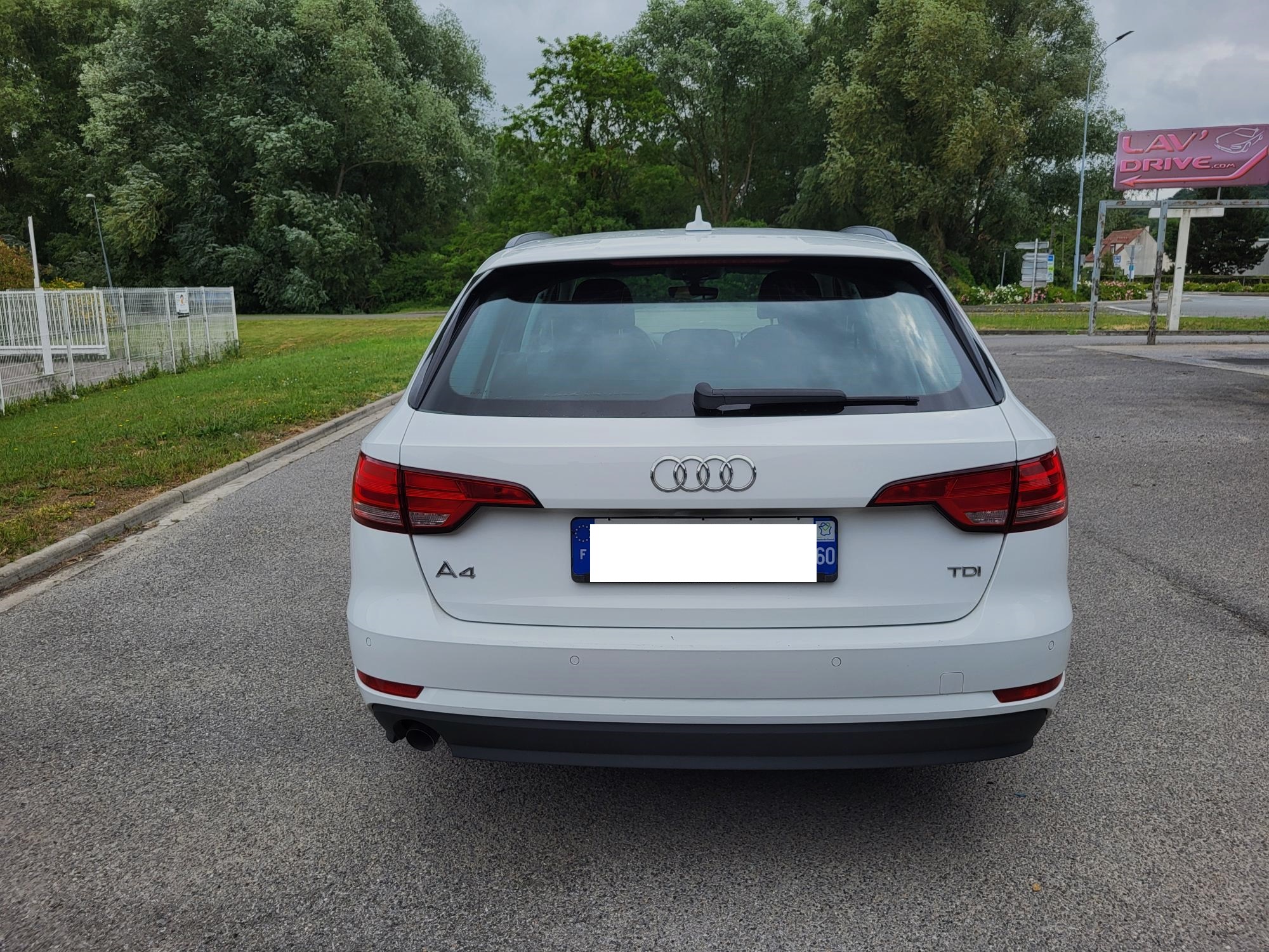 Audi A4 avant 2.0L TDI 150 S-Tronic Business Line