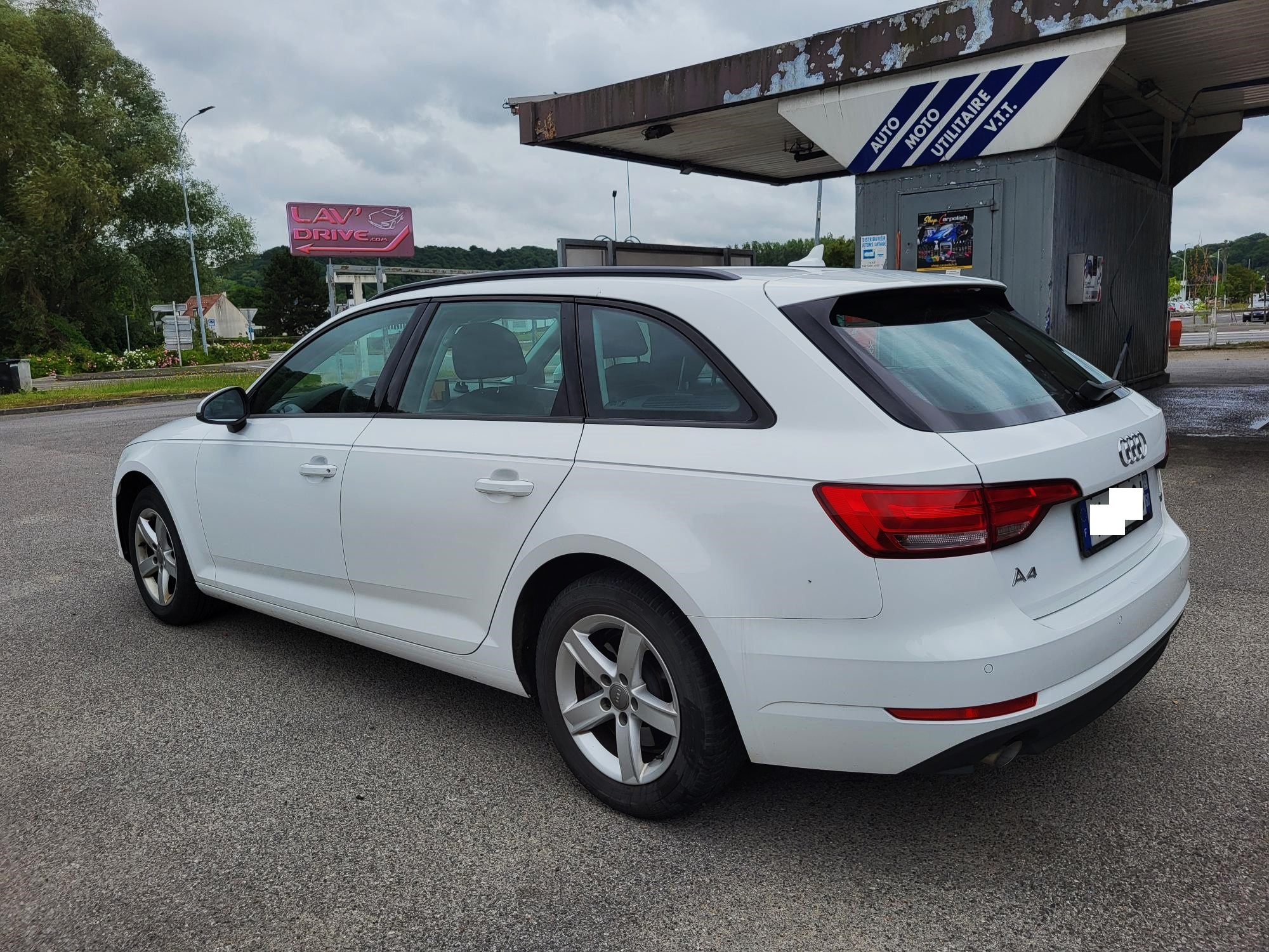 Audi A4 avant 2.0L TDI 150 S-Tronic Business Line