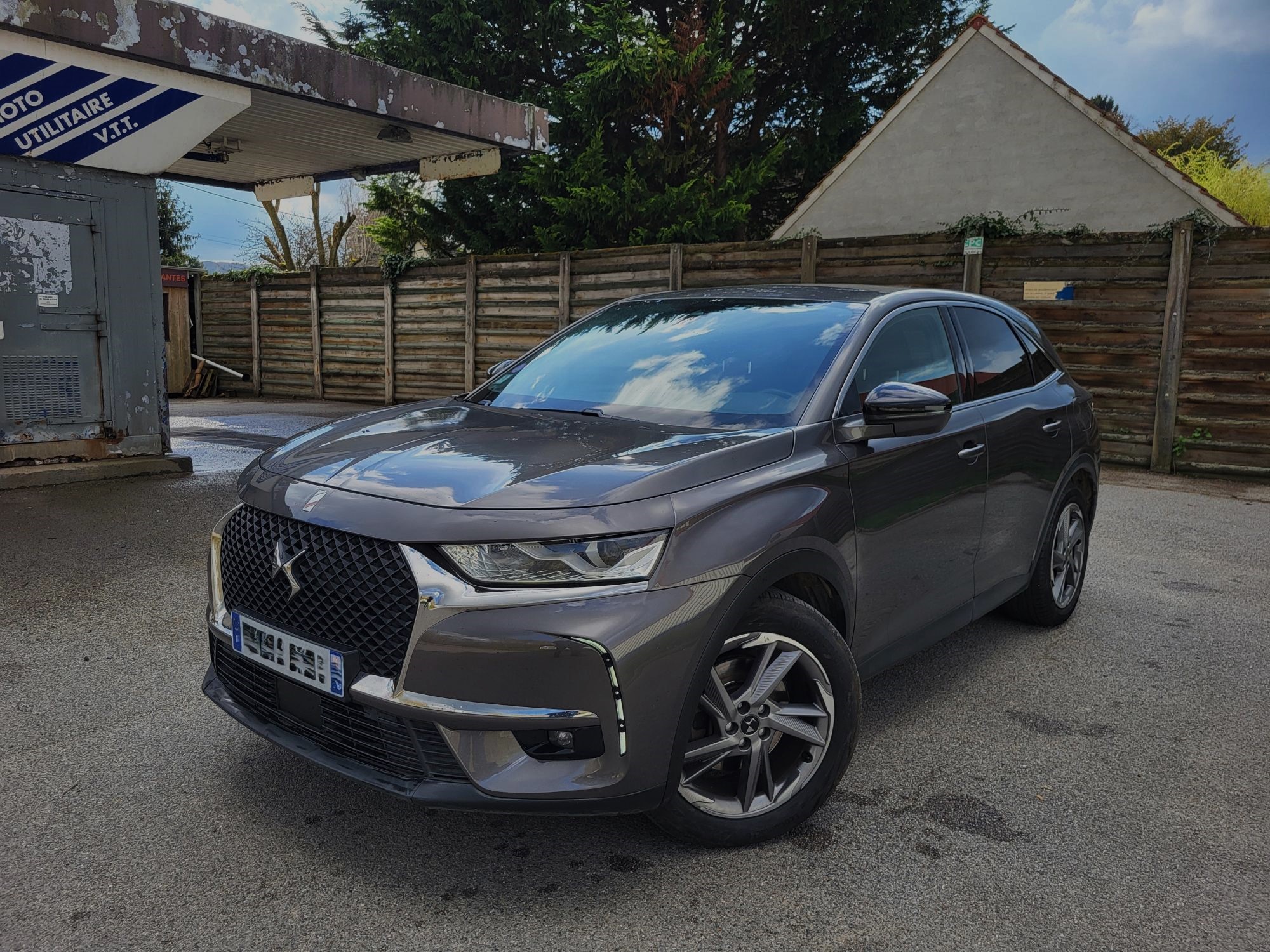 DS7 Crossback Hybride E-TENSE  225 EAT8,