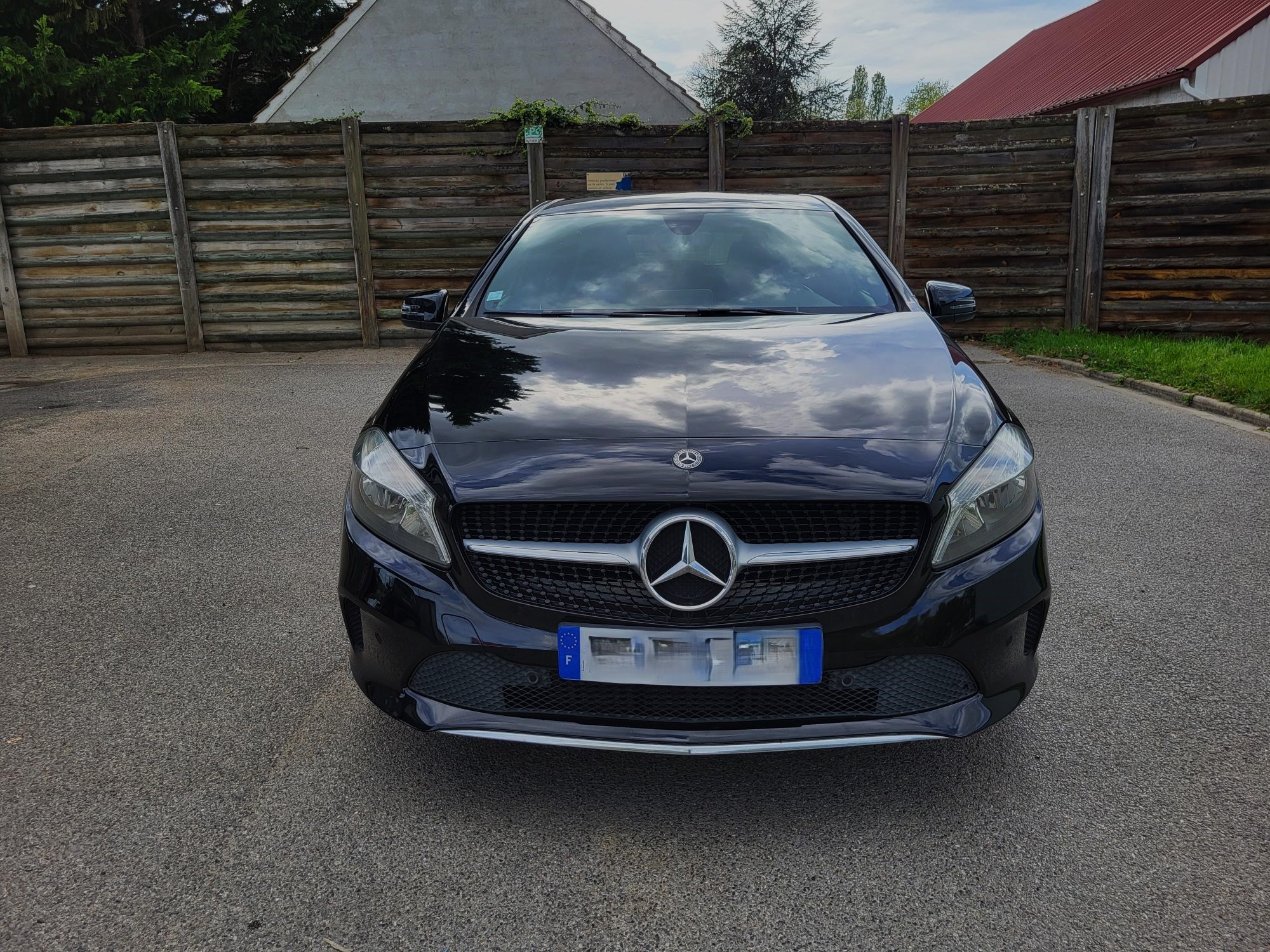 MERCEDES CLASSE A A180d 109 Fascination