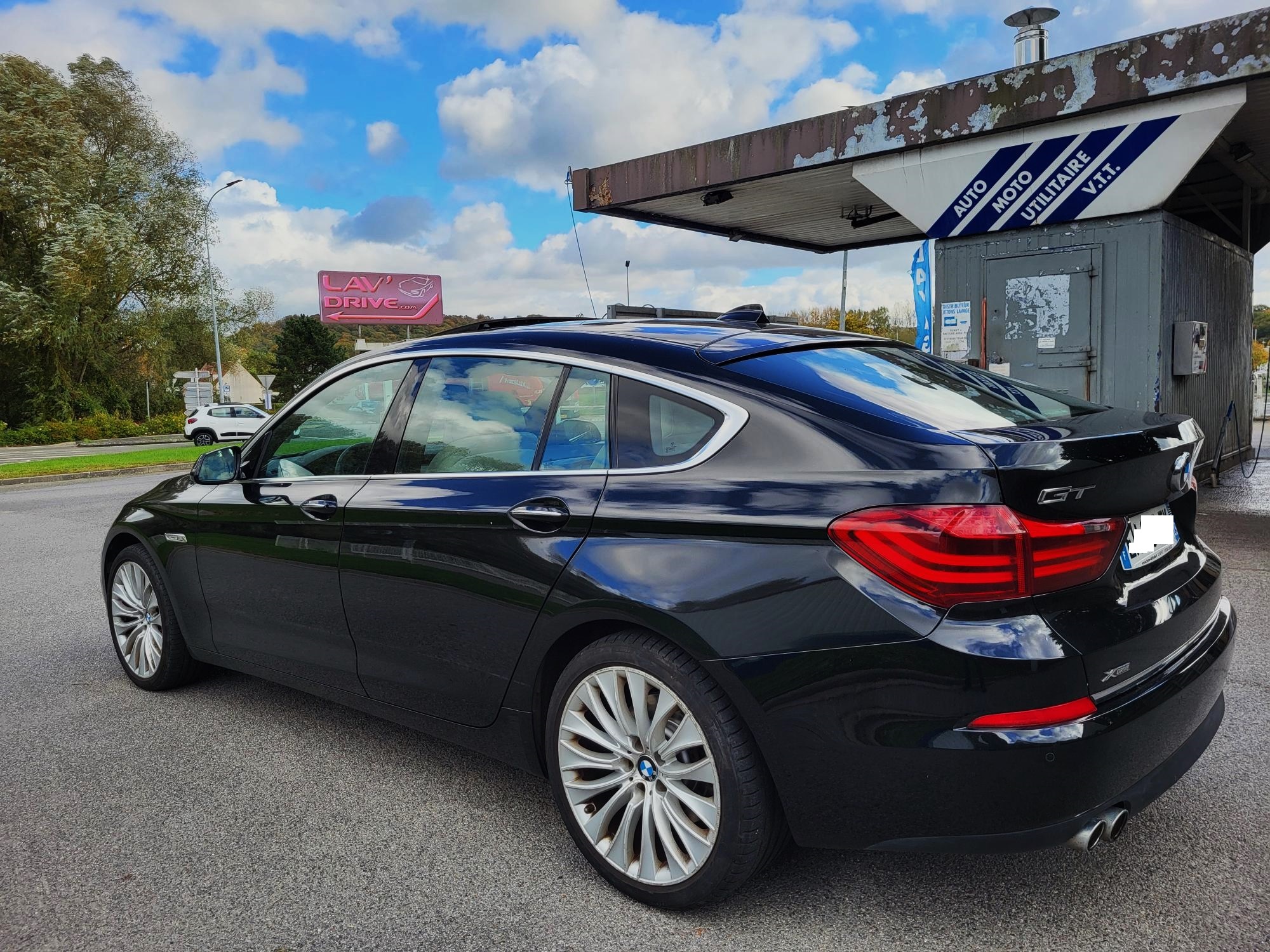 BMW SERIE 5 GT F07 phase 2 530d Xdrive 258 Luxury