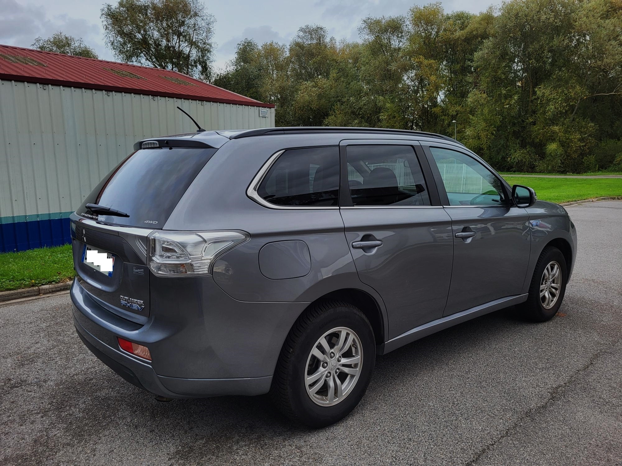 Mitsubishi Outlander 2.0 PHEV 200, Plug-in