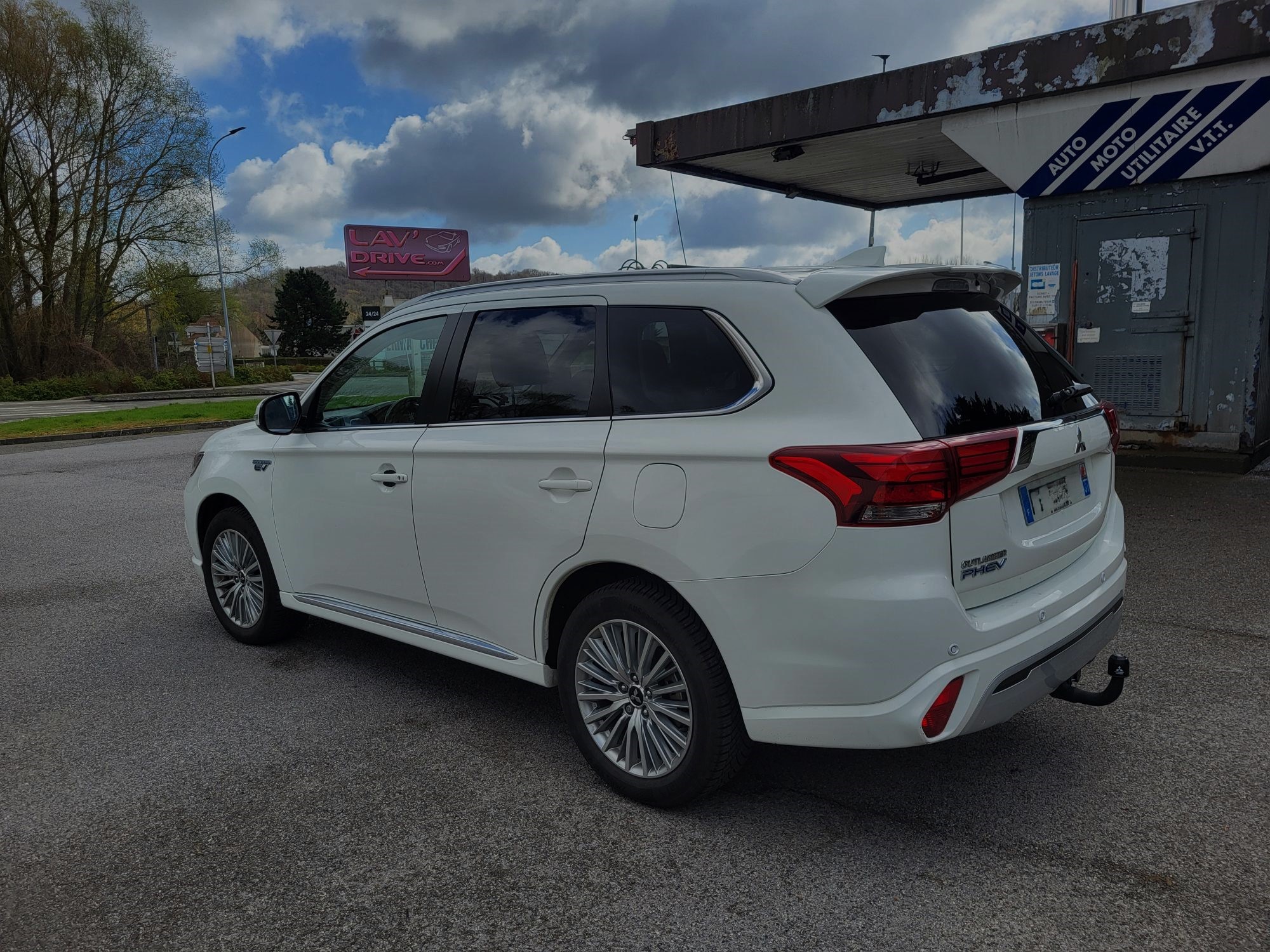 Mitsubishi Outlander III phase 2,.4 PHEV  HYBRIDE RECHARGEABLE