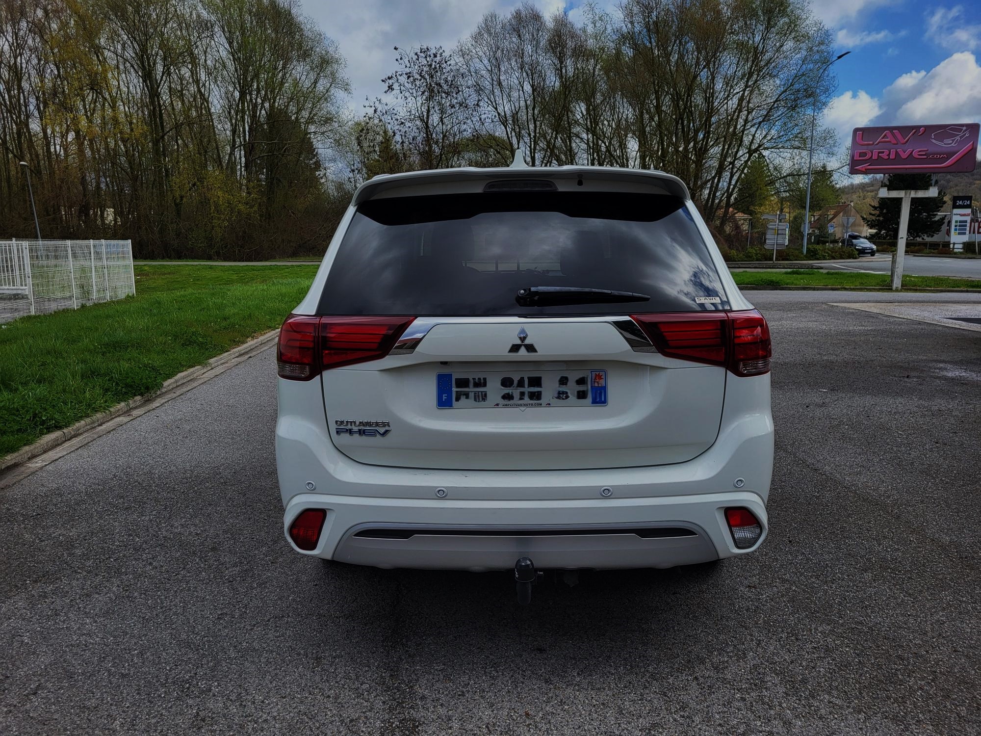 Mitsubishi Outlander III phase 2,.4 PHEV  HYBRIDE RECHARGEABLE