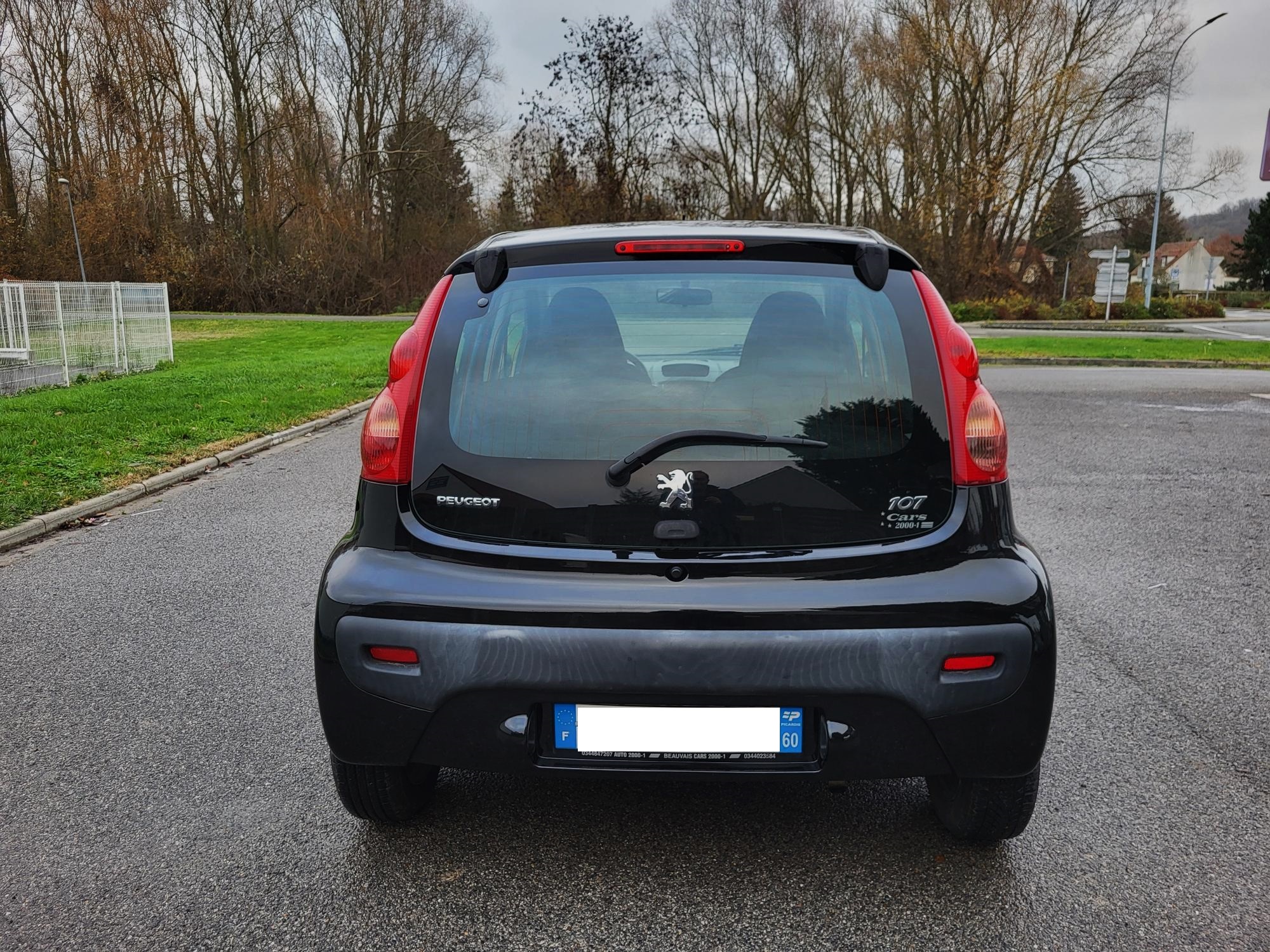PEUGEOT 107 1.0e 70 bleu lion URBAN