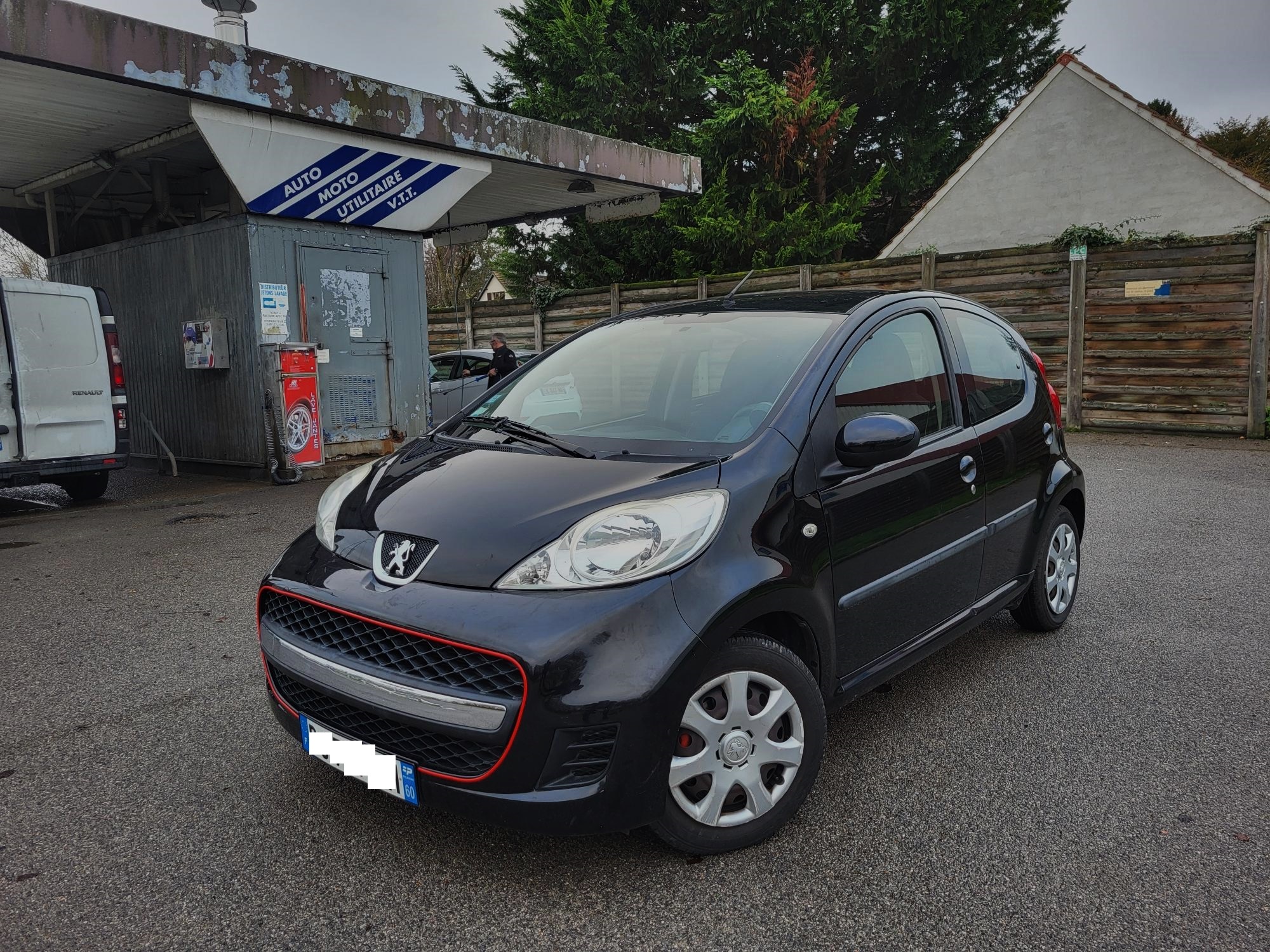PEUGEOT 107 1.0e 70 bleu lion URBAN