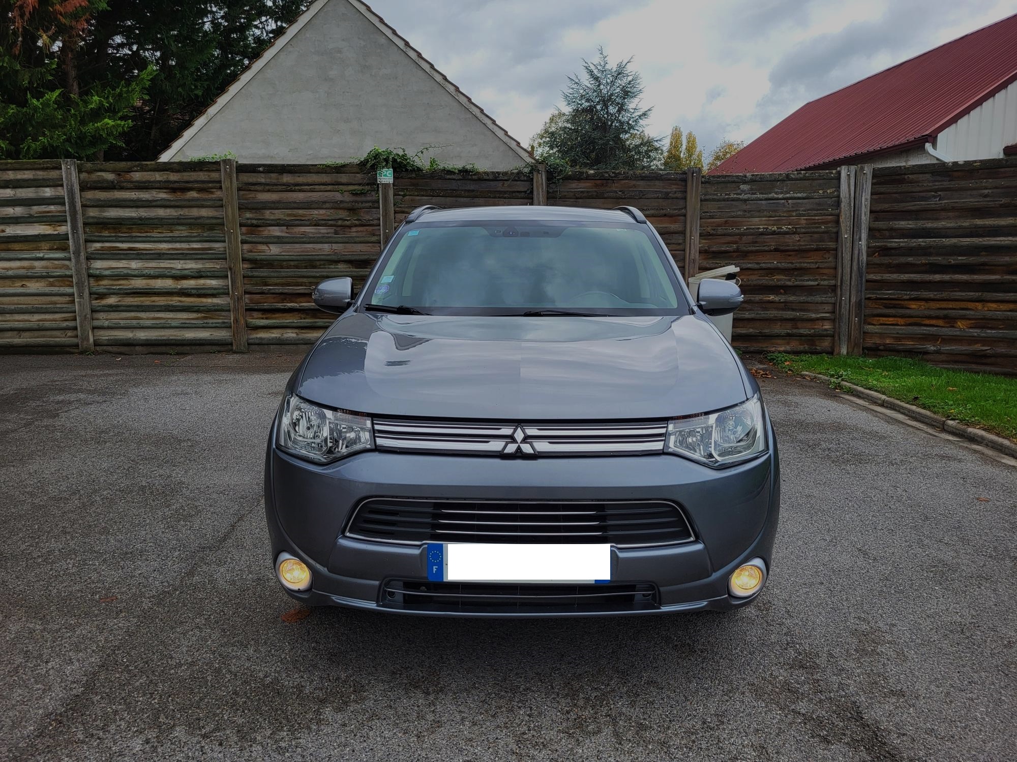 Mitsubishi Outlander 2.0 PHEV 200, Plug-in