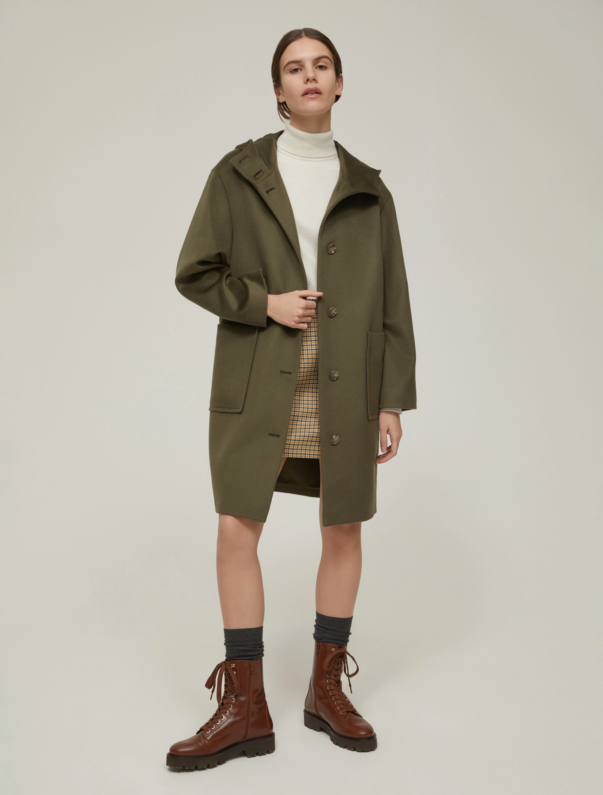 Cappotto con cappuccio in drap