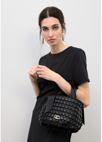 Borsa piccola realizzata in materiale intrecciato con dettaglio fiocco