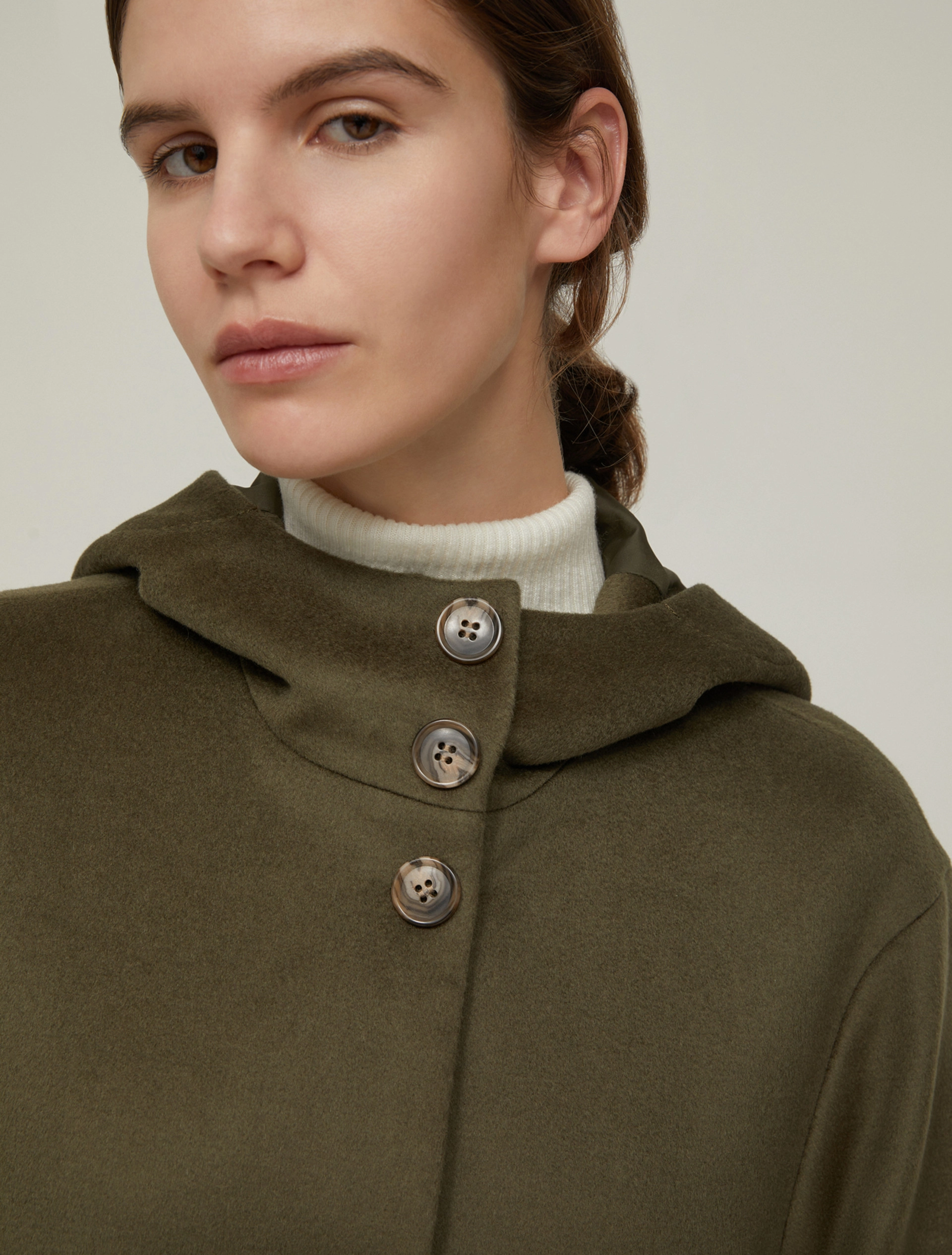 Cappotto con cappuccio in drap