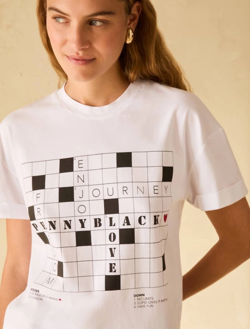 T-shirt con stampa e strass
