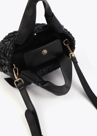 Borsa piccola realizzata in materiale intrecciato con dettaglio fiocco