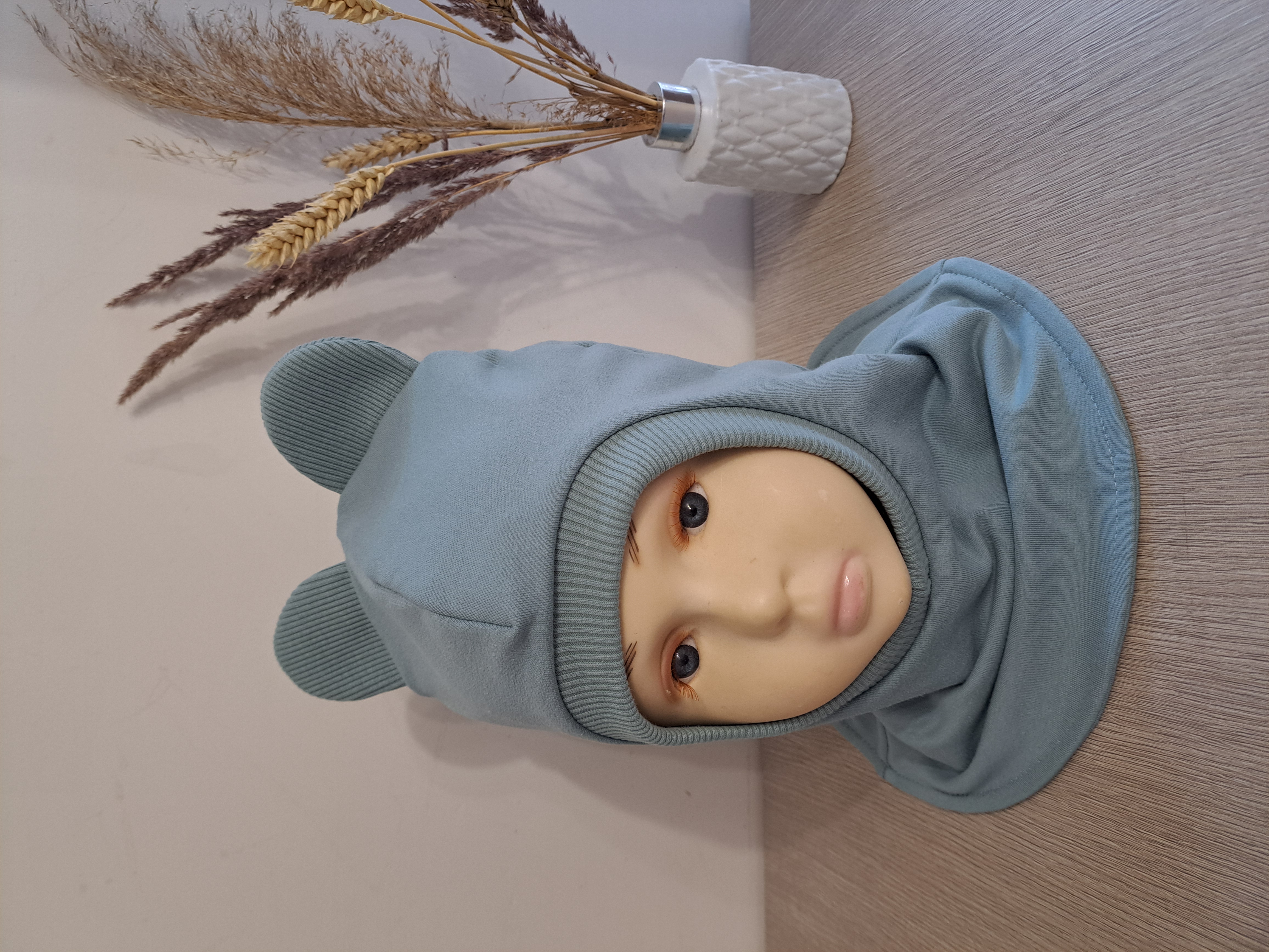 Mineral šalmukas su ausytėmis