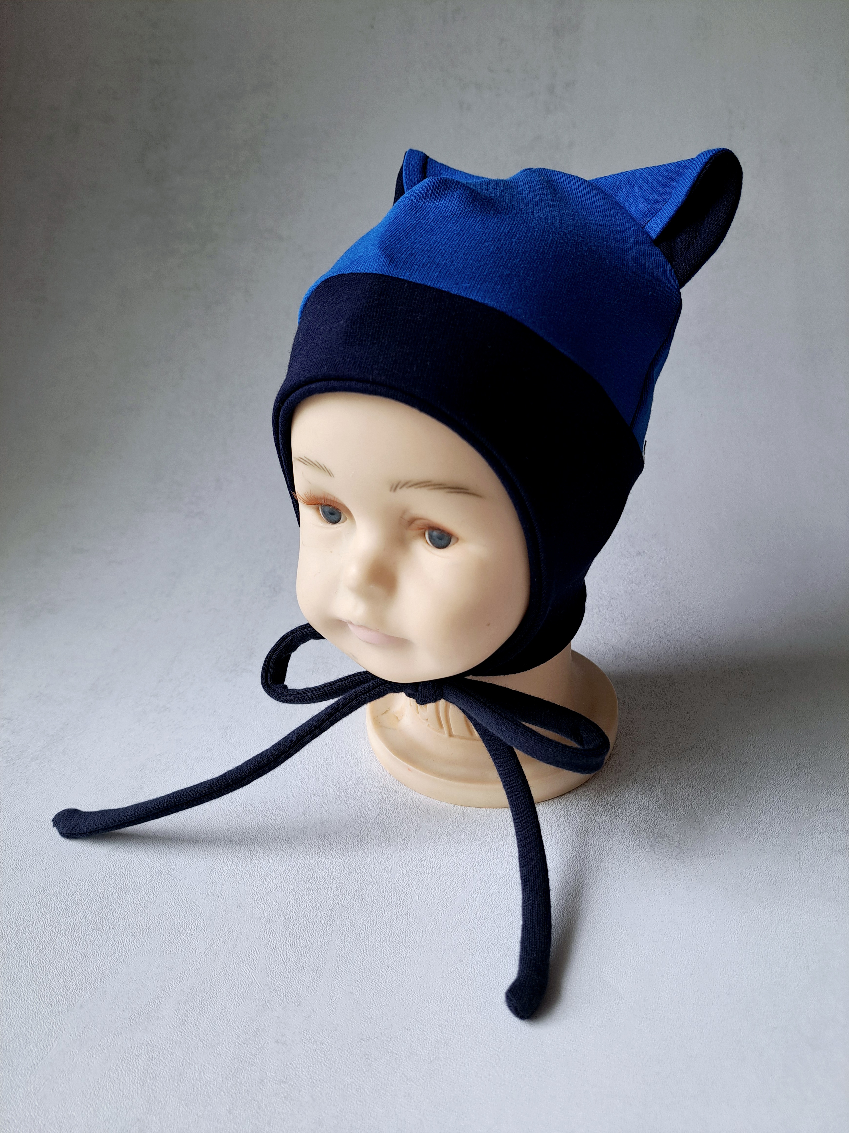 (38d, 40d) Rudeninė kepurė su raišteliais