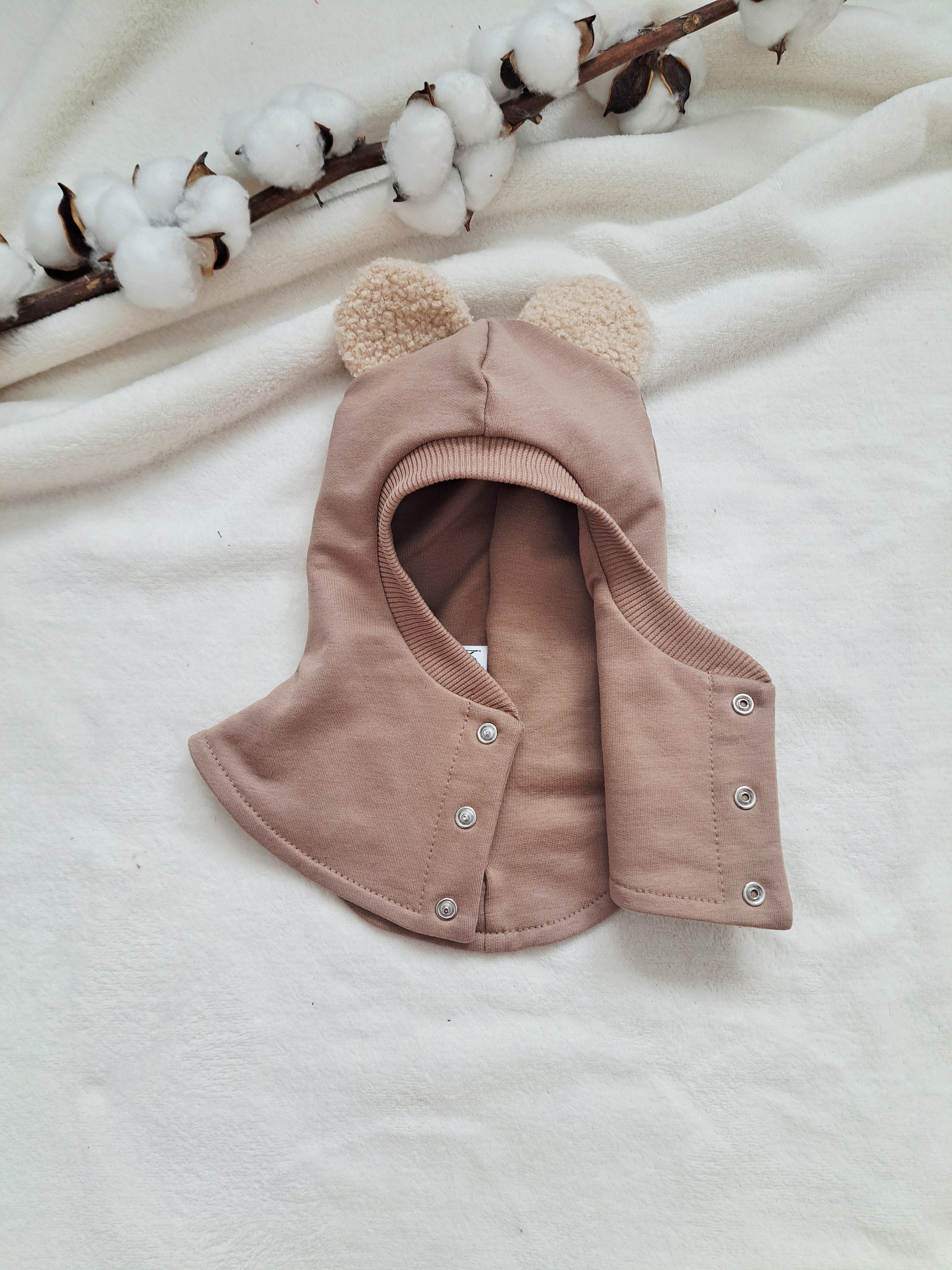 Pavasarinis šalmukas, Kakavinis