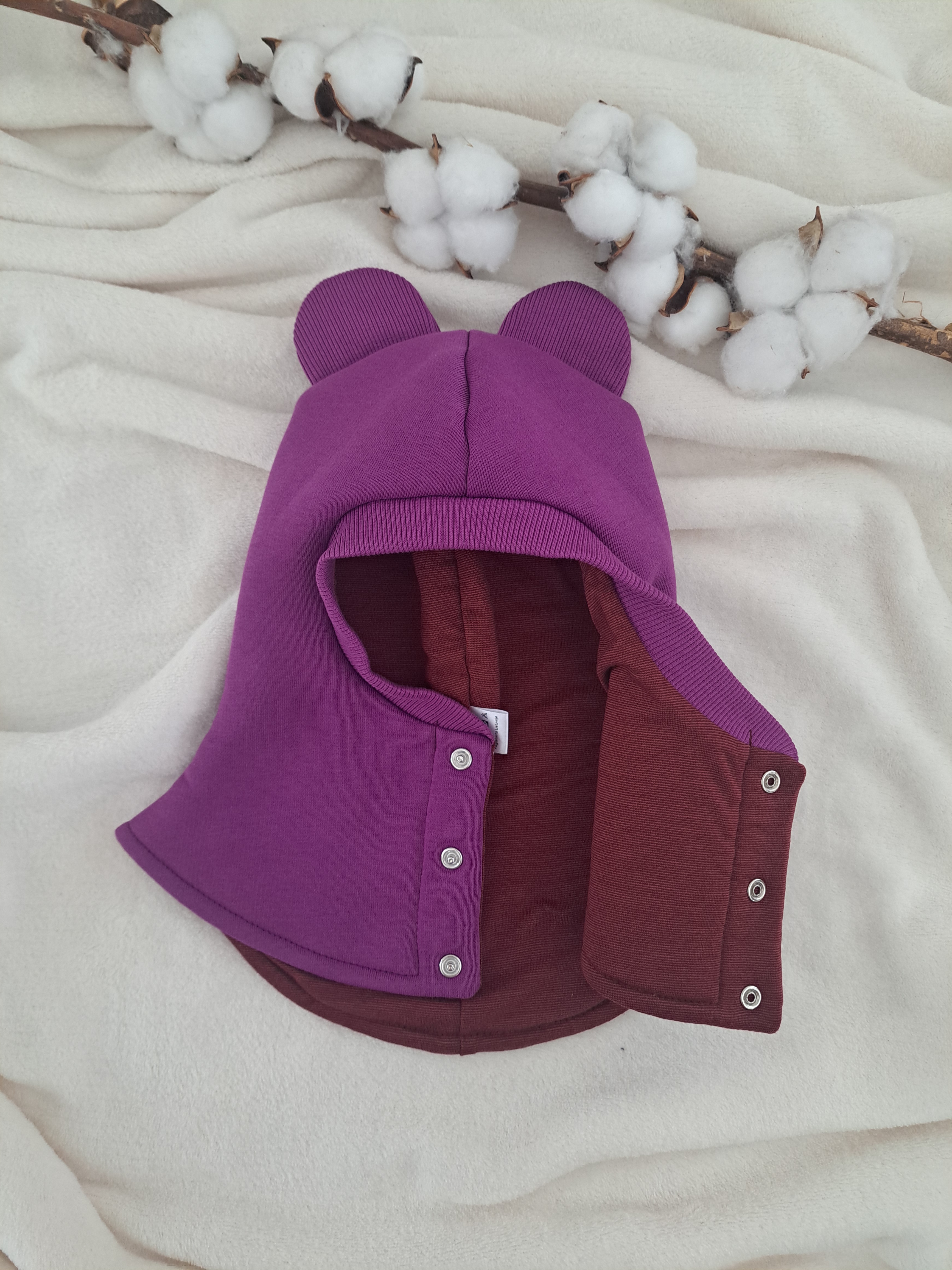 Žieminis šalmukas, Violetinė