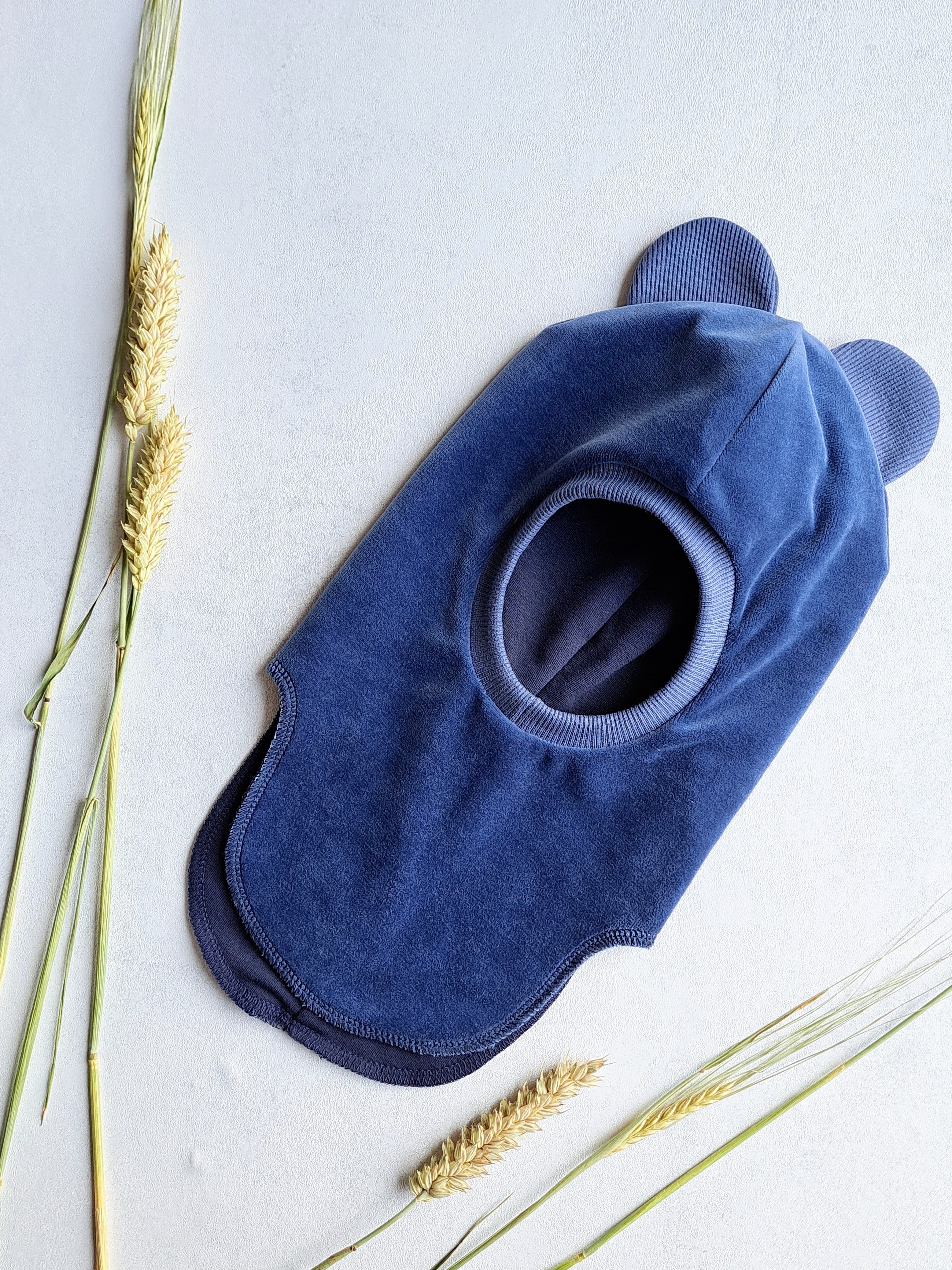 (46d) Šalmukas, veliūrinis mėlynas