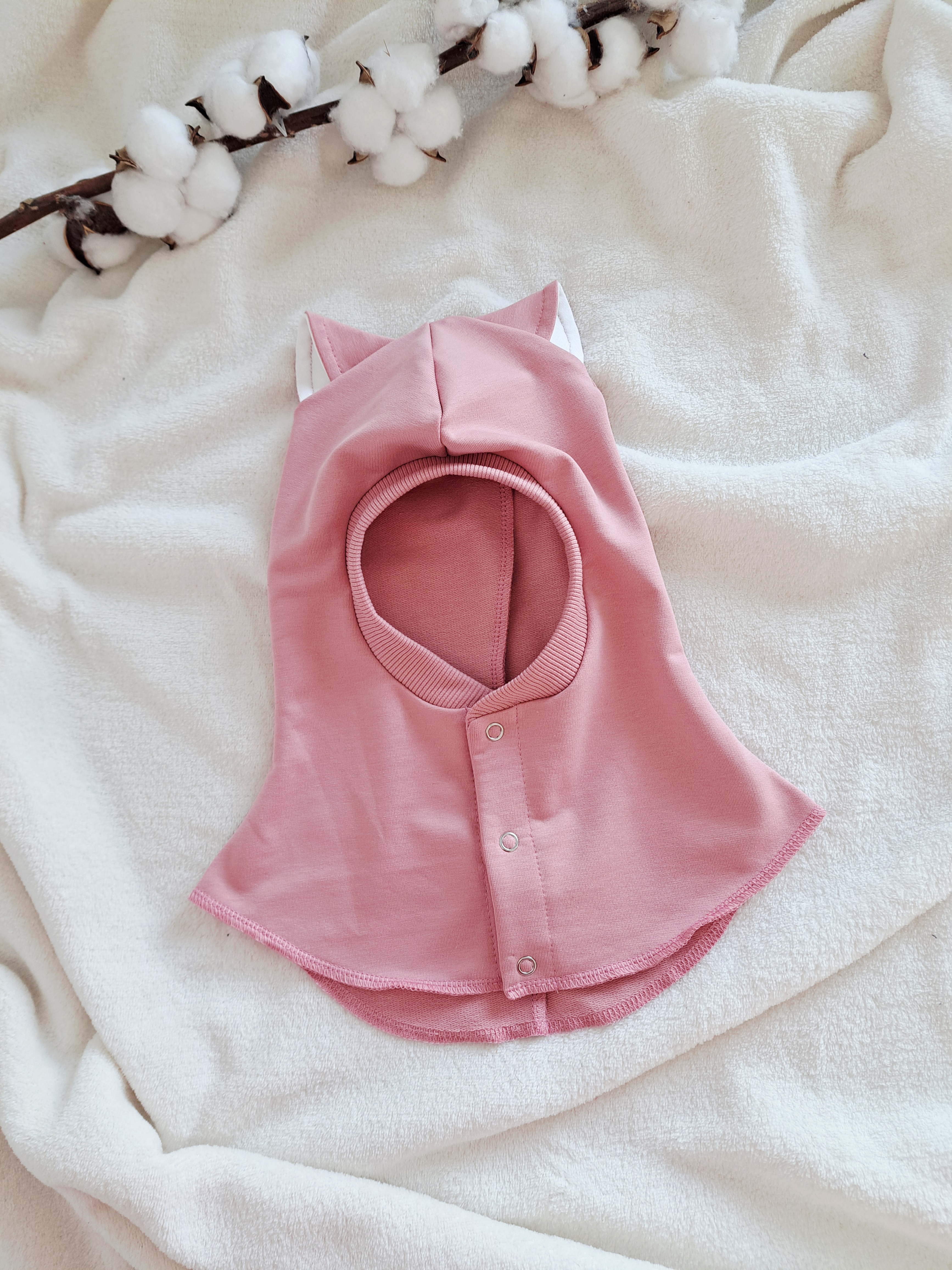 Plonas šalmukas kačiukas, VISOS SPALVOS