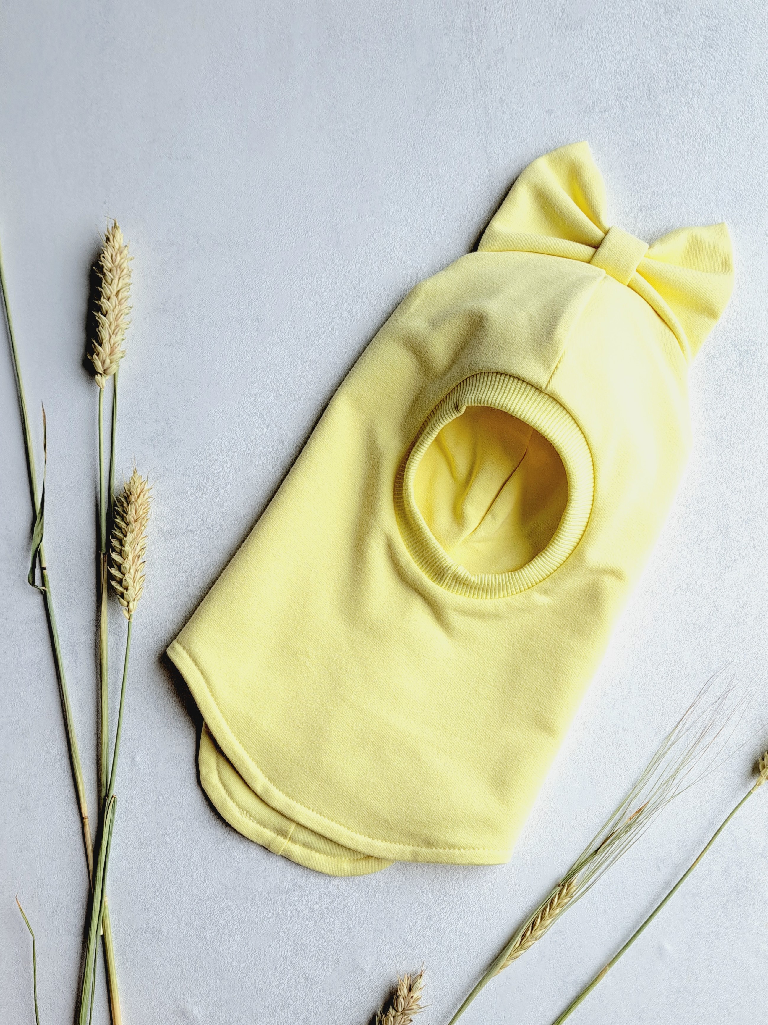 (46d, 48d, 50d, 52d) Šalmukas, gelsvas