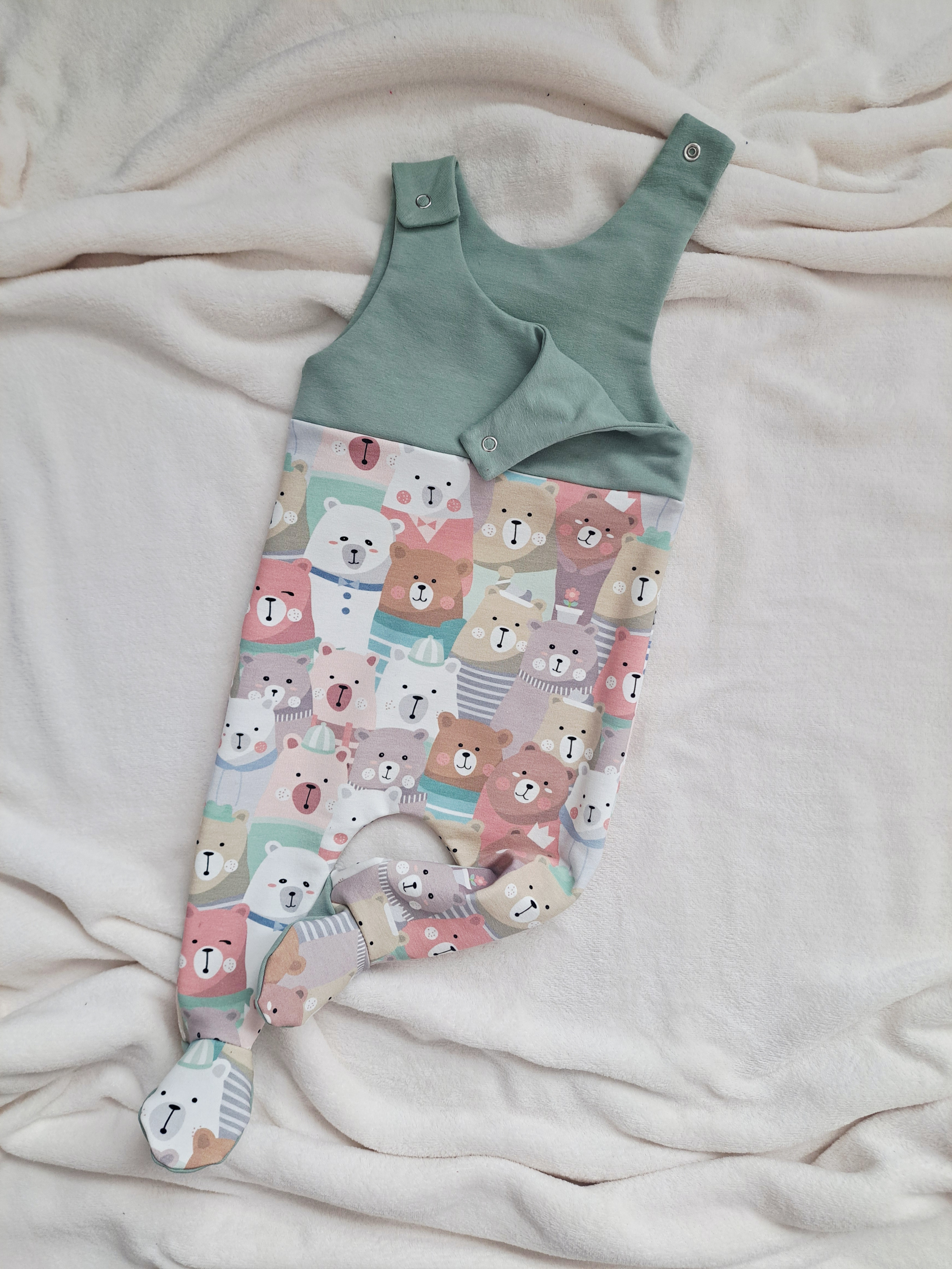 Šliaužtinukas "pasteliniai meškučiai"